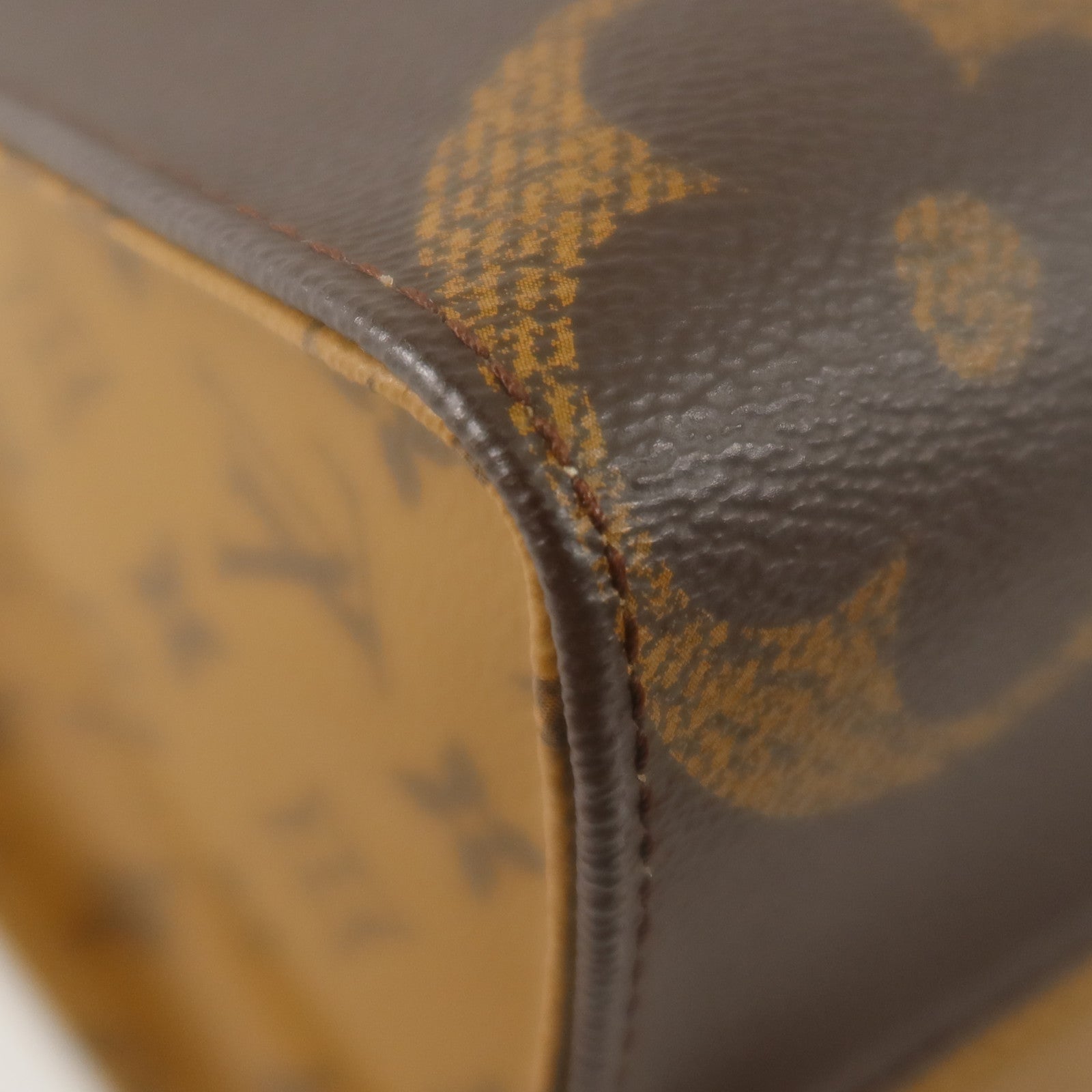 LOUIS VUITTON Monogram Reverse On The Go MM金扣手挽肩背兩用袋