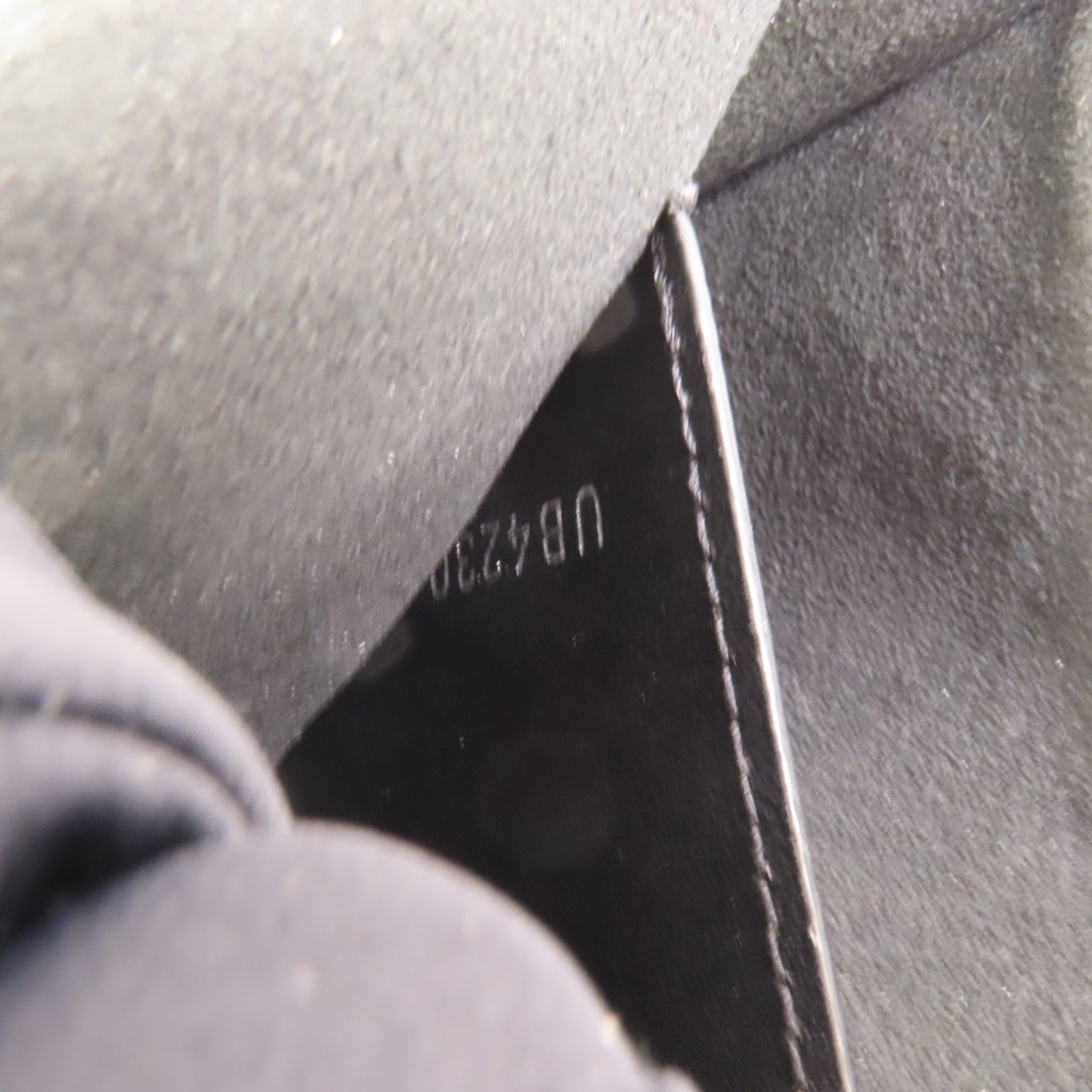 LOUIS VUITTON 牛皮皮革Mylockme銀扣鏈帶肩背袋