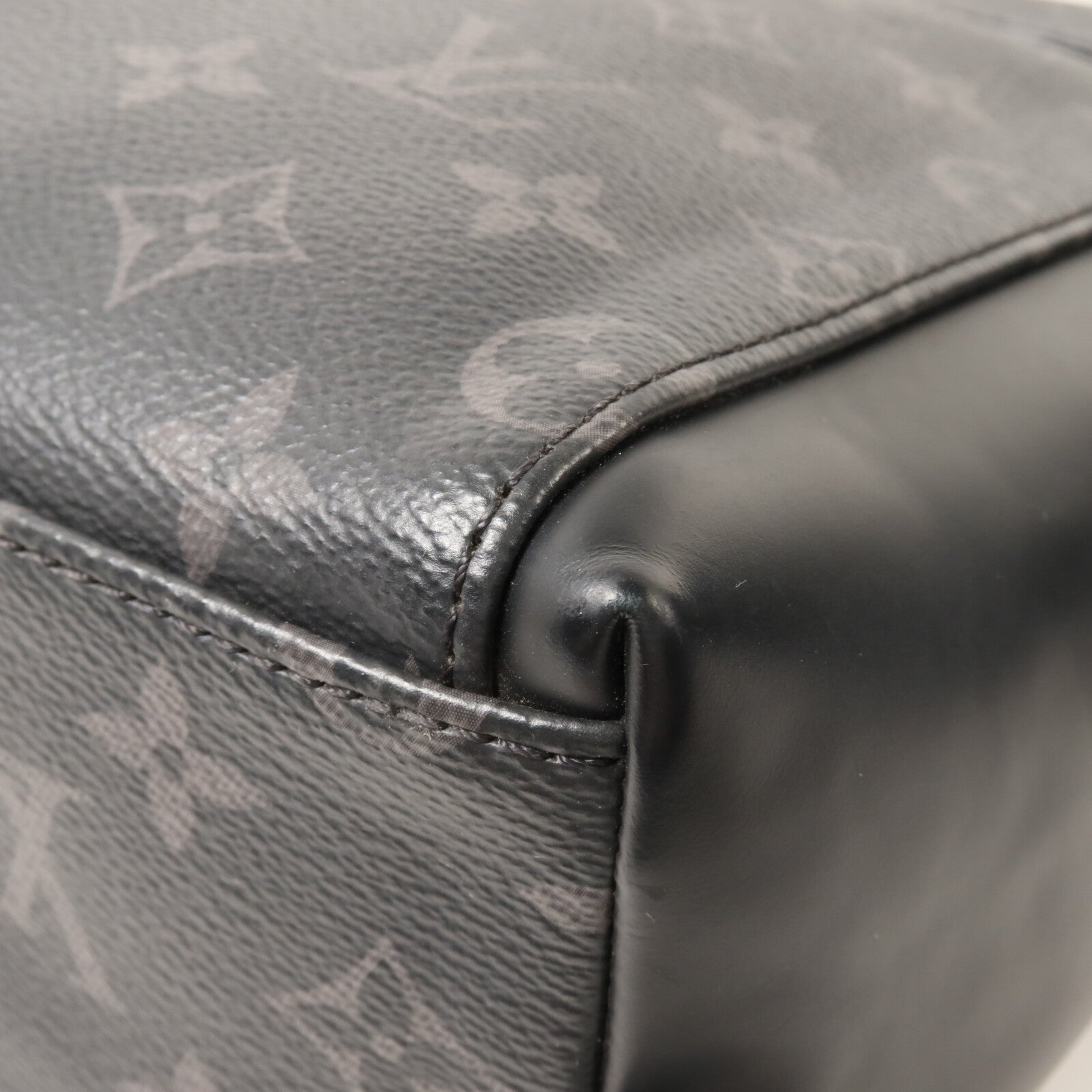LOUIS VUITTON 【激減優惠】Monogram Eclipse Messenger PM Voyager肩背袋