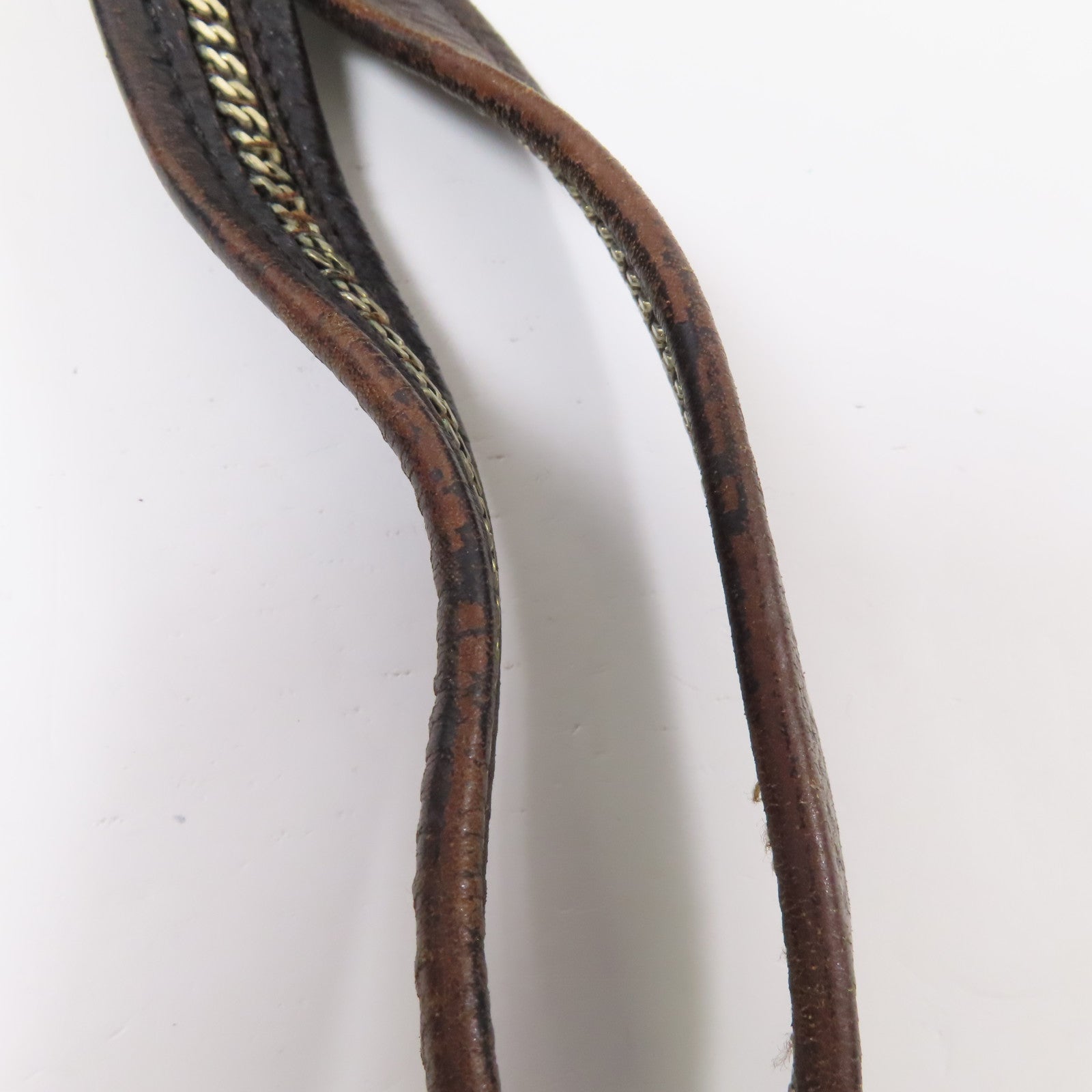 FENDI 皮革Shoulder Bag金扣肩背袋