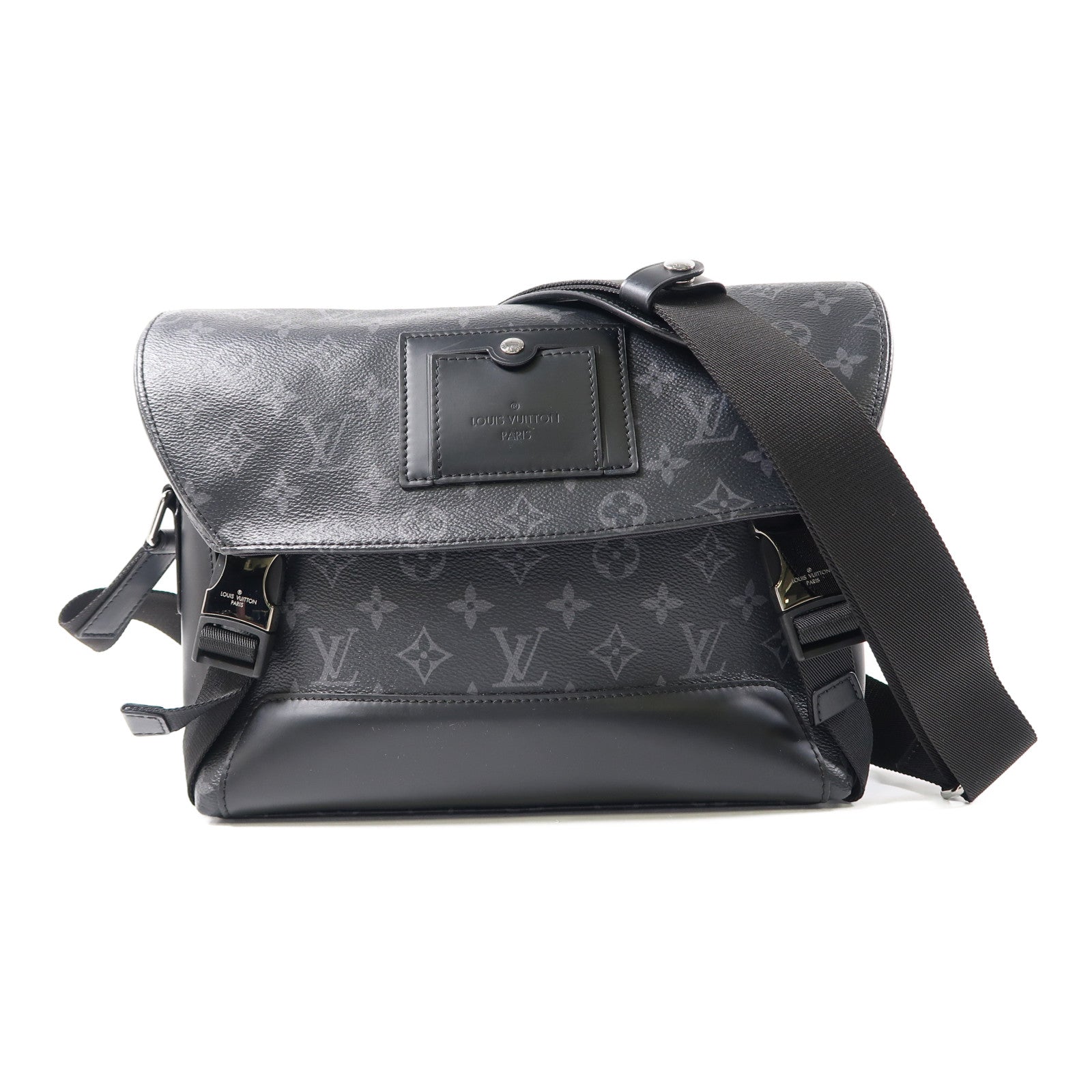 LOUIS VUITTON Monogram Eclipse Messenger Voyager銀扣肩背袋黑色
