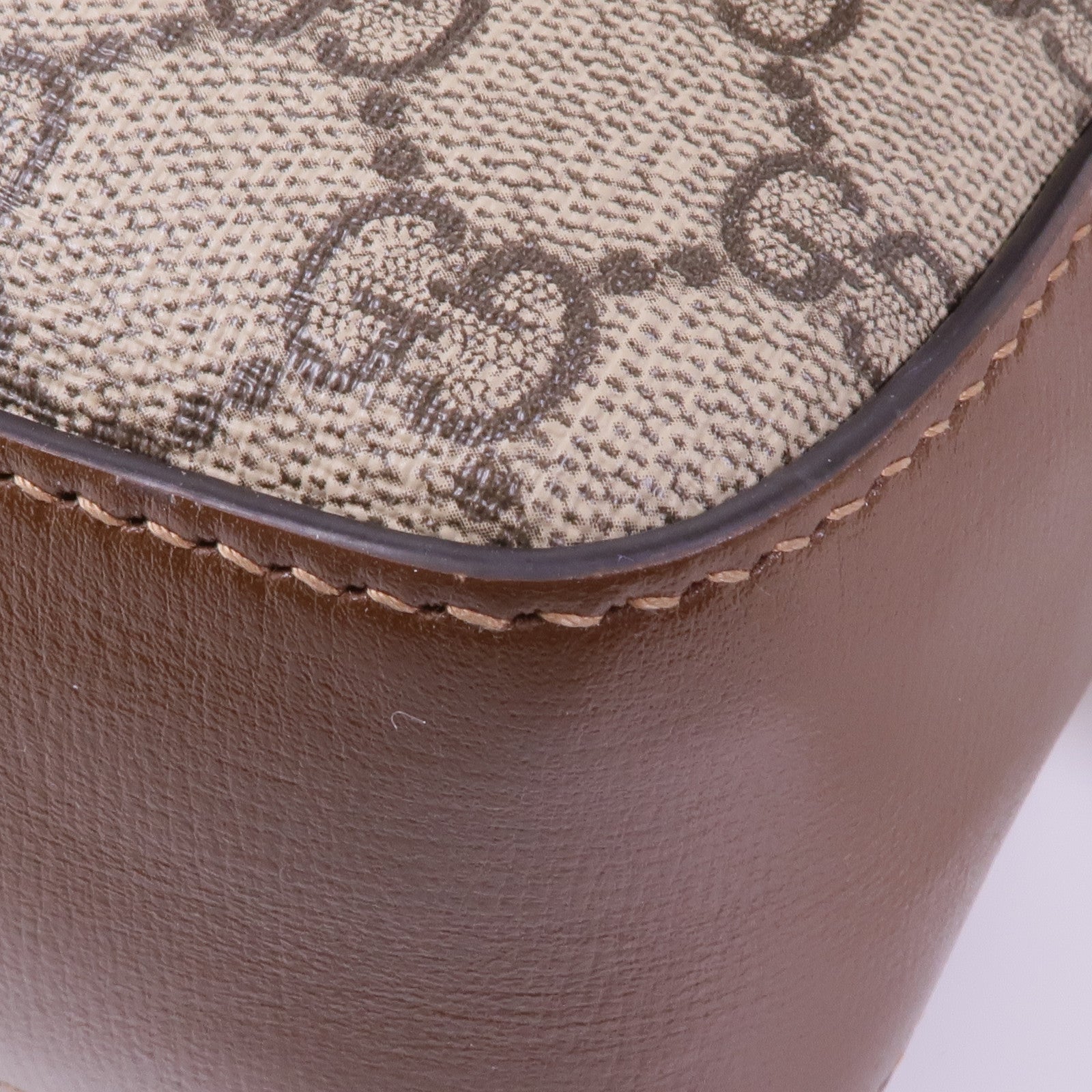 GUCCI 塗層帆布Horsebit 1955金扣肩背袋