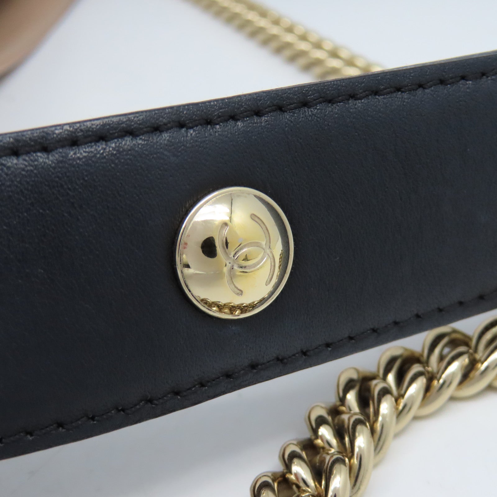 CHANEL 【激減優惠】菱格牛皮皮革Shoulder Bag金扣鏈帶肩背袋米色/黑色