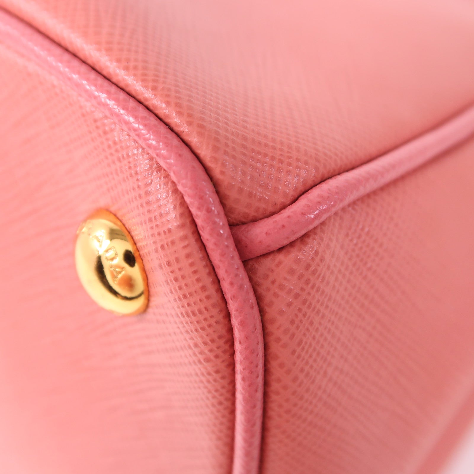 PRADA 牛皮皮革2 Way Shoulder金扣手挽肩背兩用袋