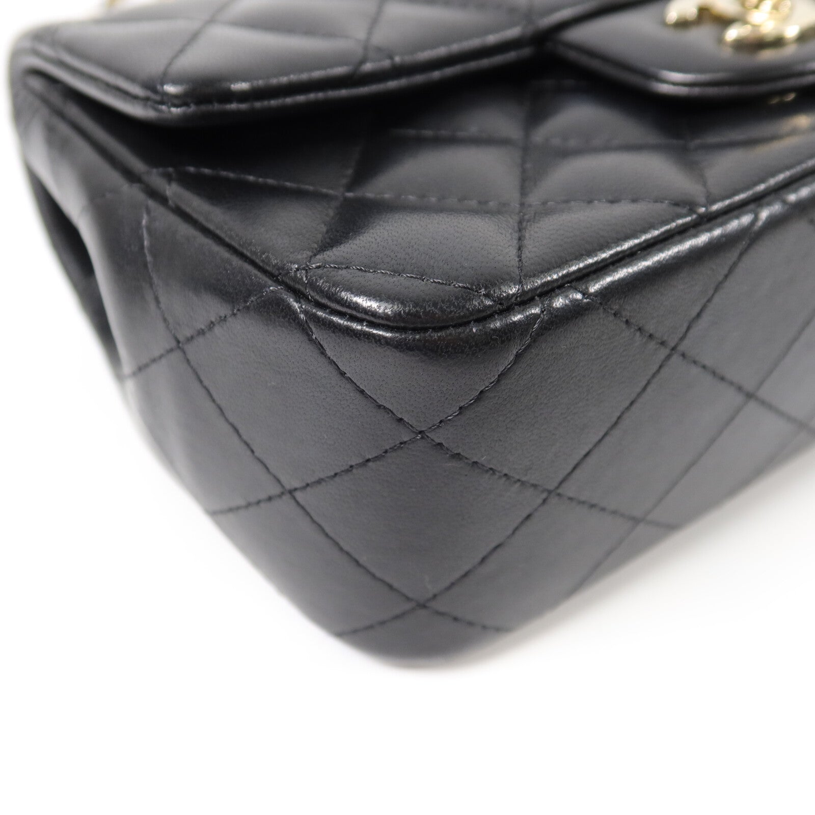 CHANEL 羊皮皮革Valentine Charms Mini Flap Bag鏈帶肩背袋
