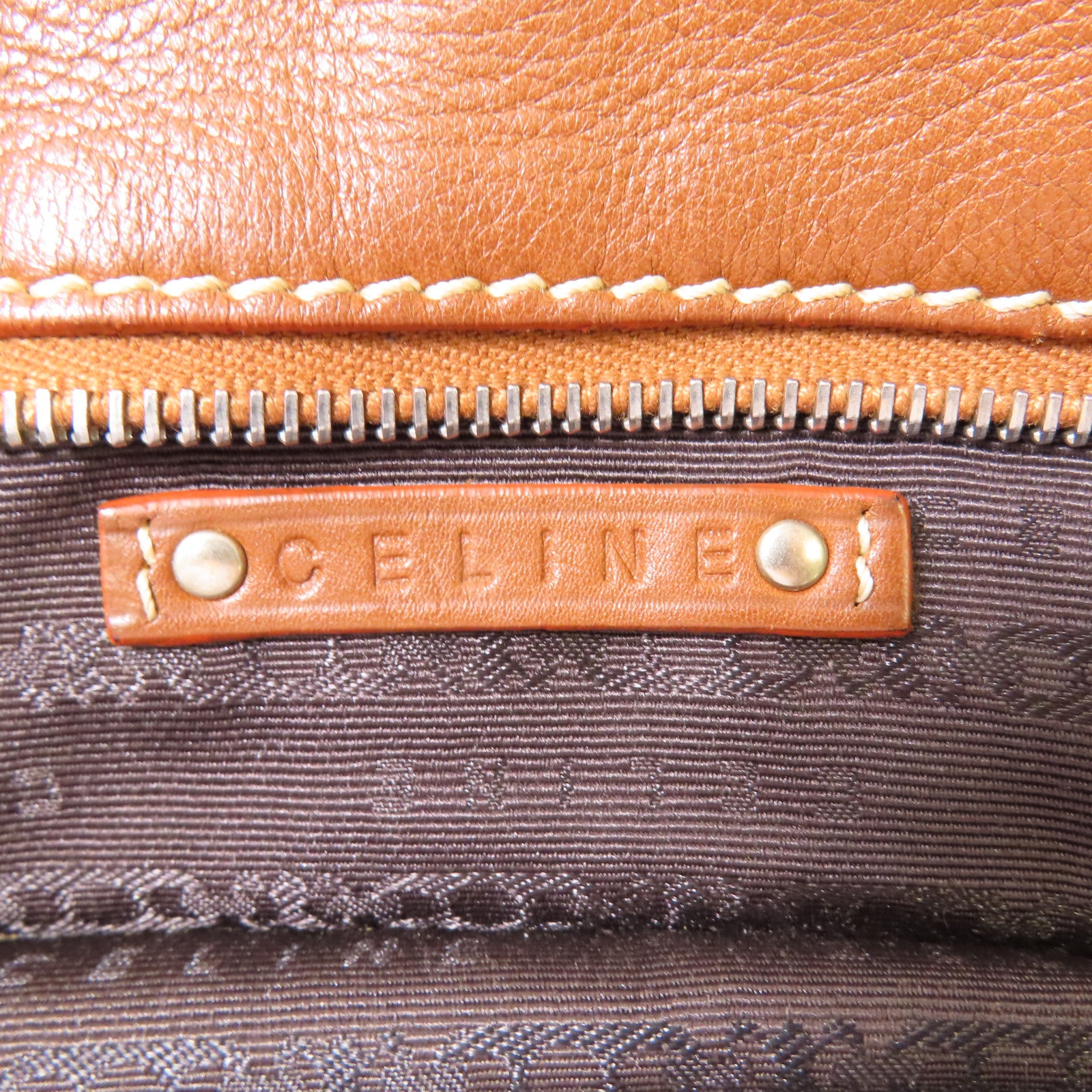 CELINE 【激減優惠】牛皮皮革Shoulder Bag銀扣肩背袋