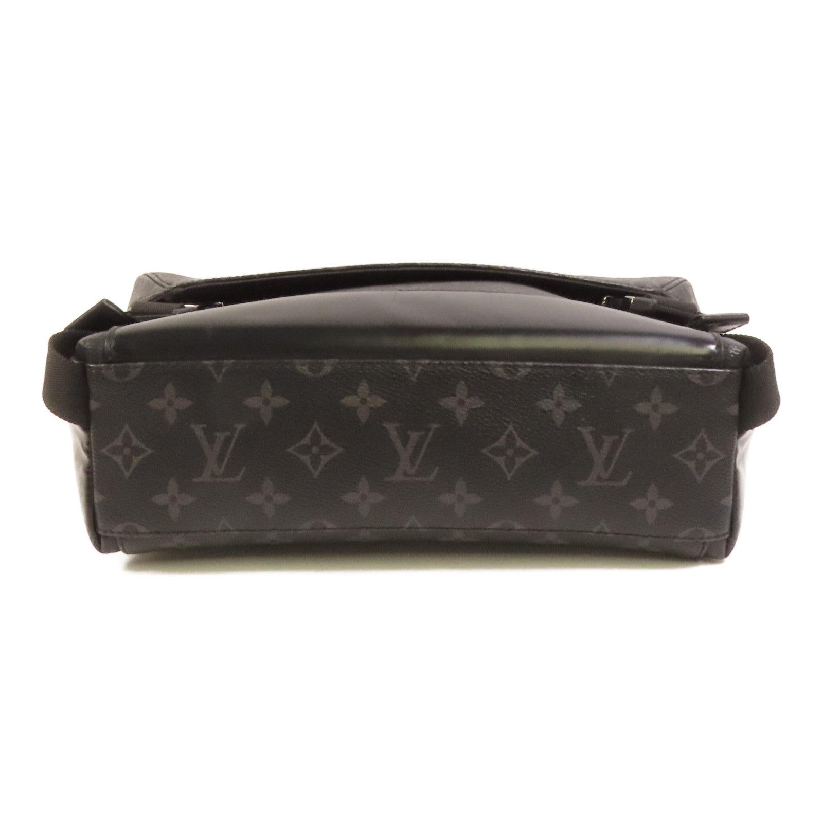 LOUIS VUITTON 【激減優惠】Monogram Eclipse/Taiga Outdoor Messenger銀扣肩背袋
