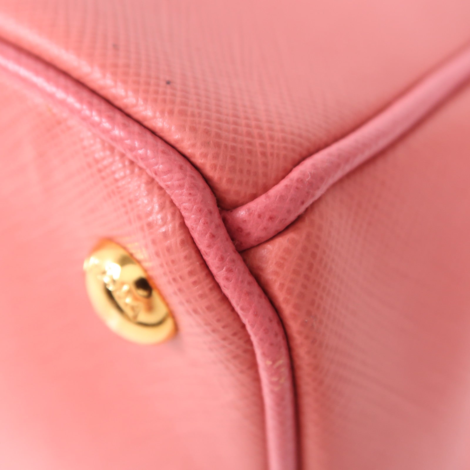 PRADA 牛皮皮革2 Way Shoulder金扣手挽肩背兩用袋