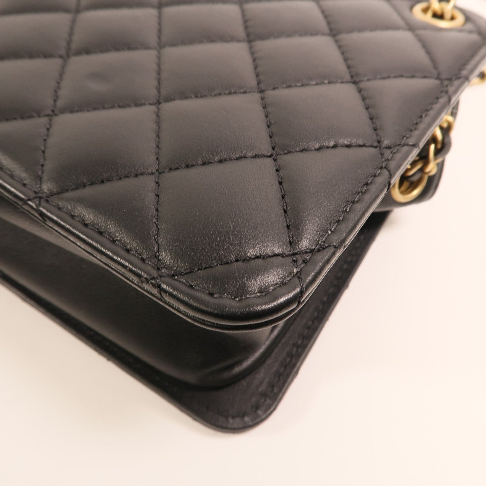 CHANEL 羊皮皮革CC Chain Accordion Bag金扣鏈帶肩背袋