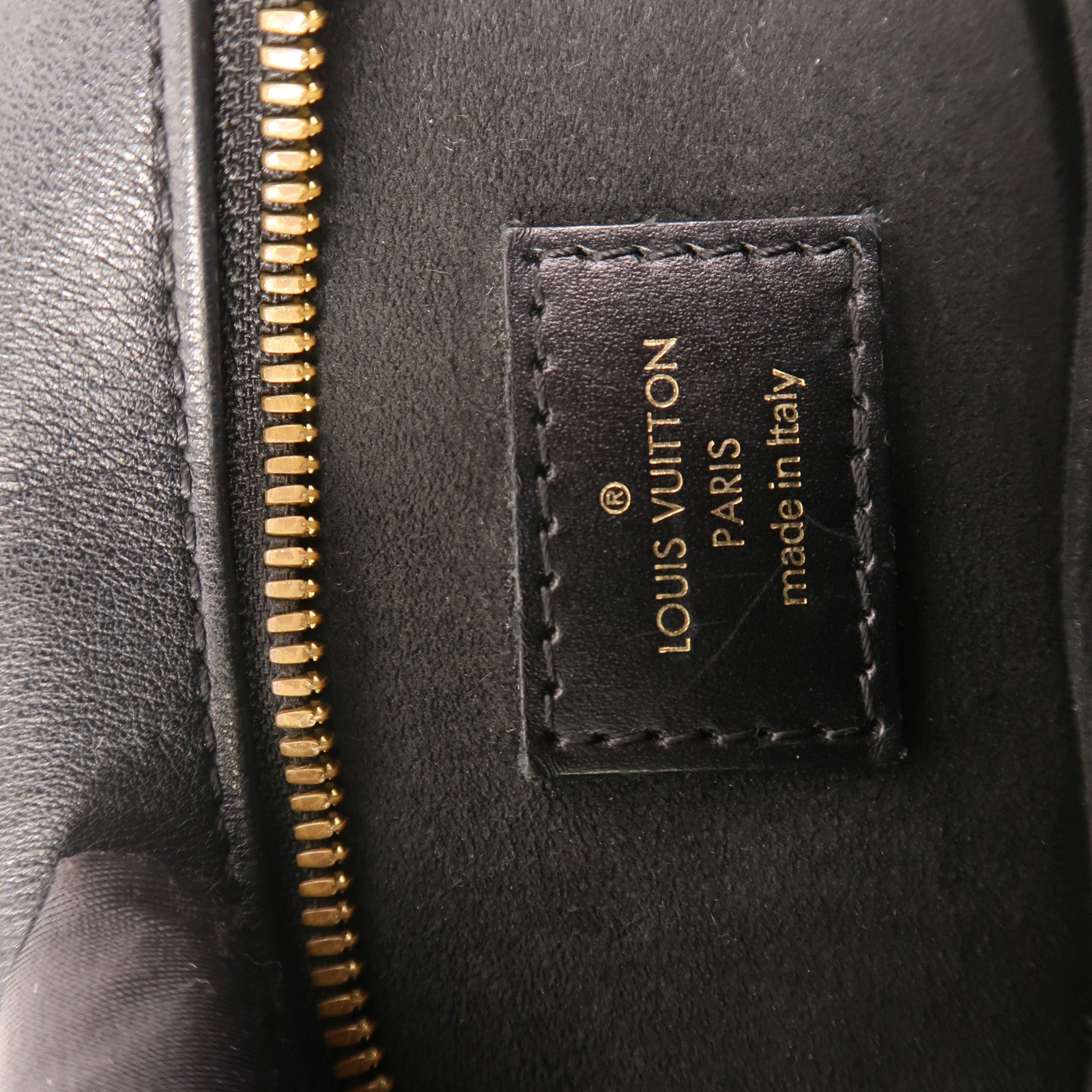 LOUIS VUITTON 【激減優惠】Monogram Vernis Boite Chapeau Souple MM金扣肩背袋