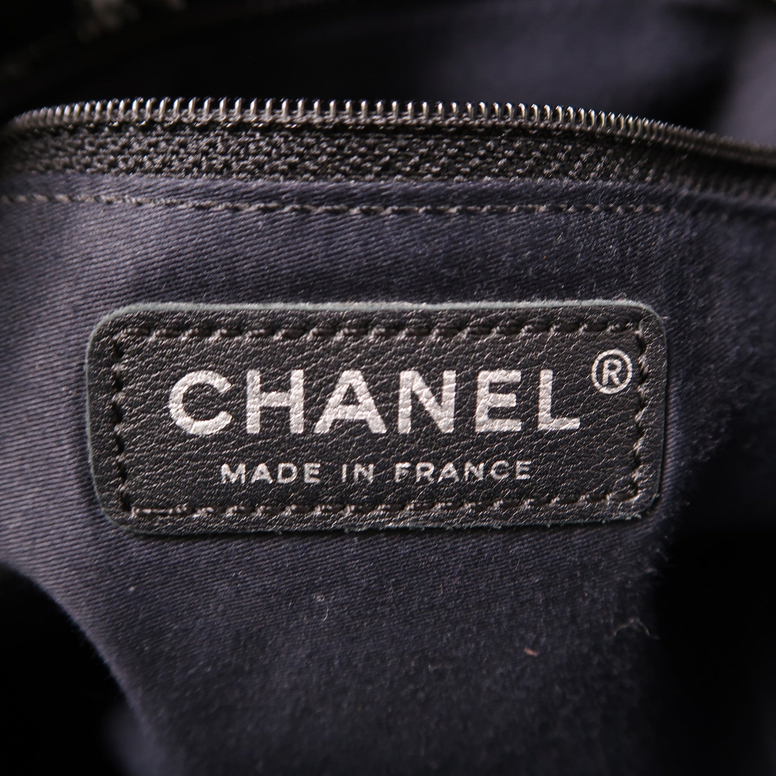 CHANEL 漆皮皮革Chain Shoulder銀扣肩背袋黑色