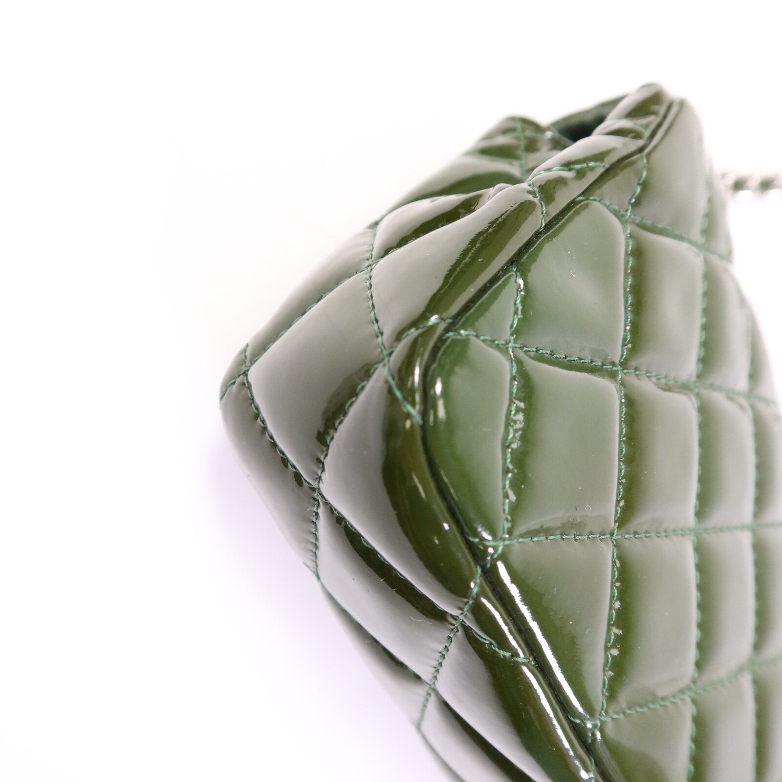 CHANEL 漆皮皮革Chain Shoulder銀扣鏈帶肩背袋