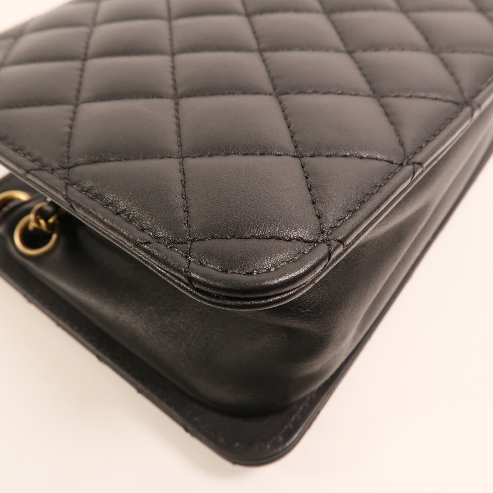CHANEL 羊皮皮革CC Chain Accordion Bag金扣鏈帶肩背袋
