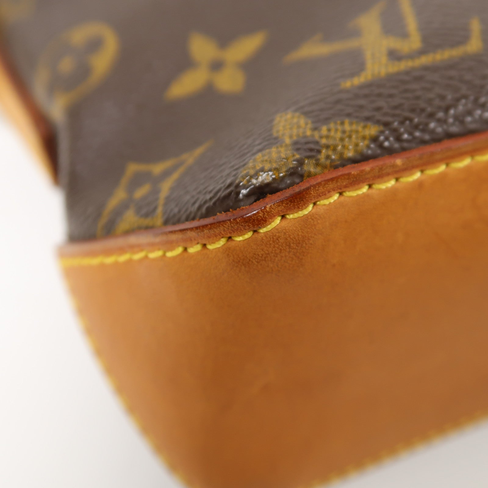 LOUIS VUITTON Monogram Trotteur金扣肩背袋啡色