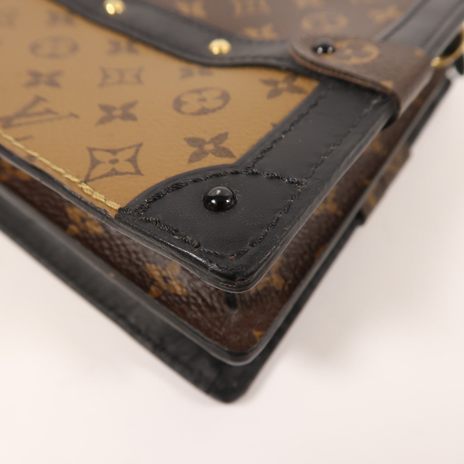 LOUIS VUITTON Monogram Reverse Trunk Clutch金扣肩背袋棕色