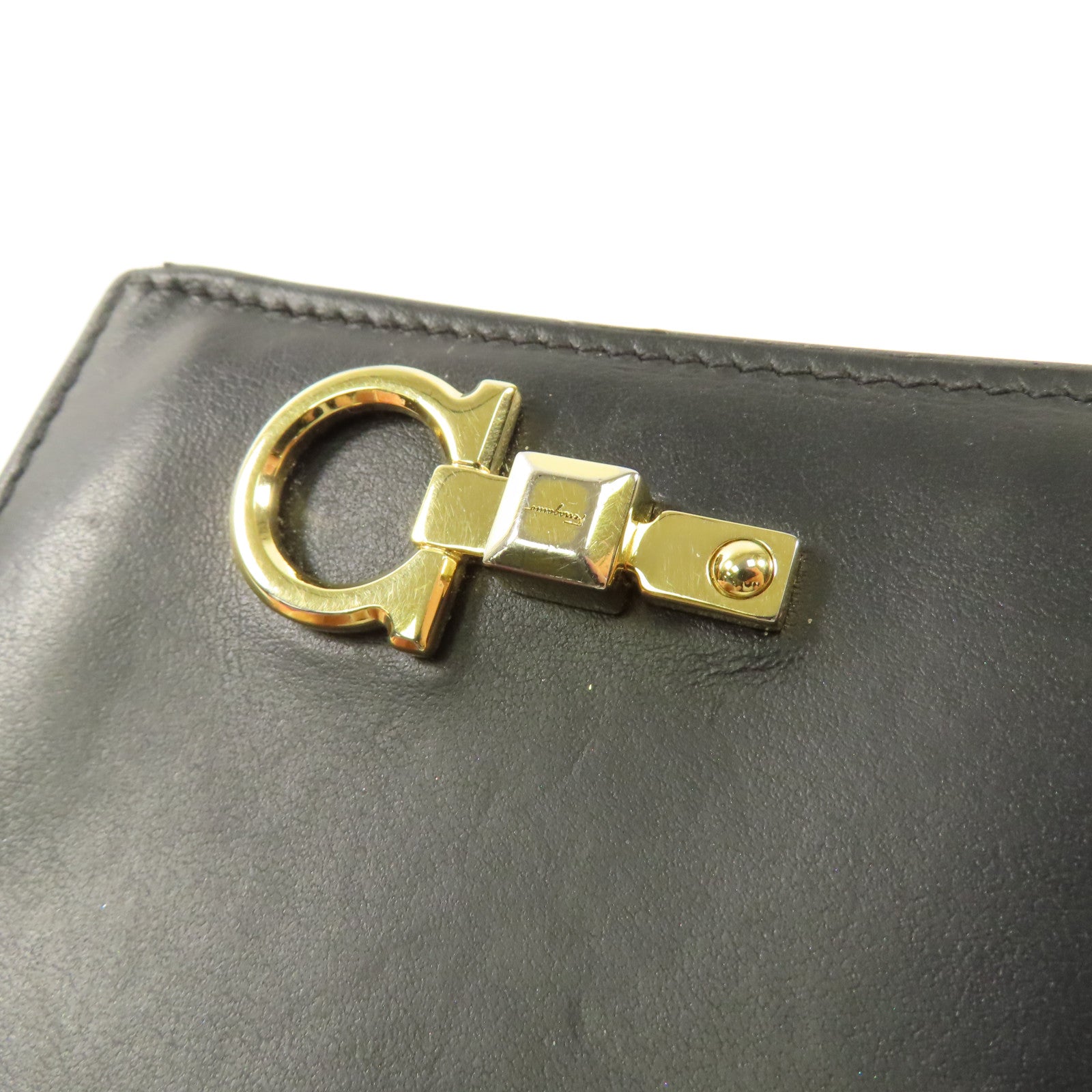 Salvatore Ferragamo GHW Wallet Bi-fold Wallet Lambskin Leather Black