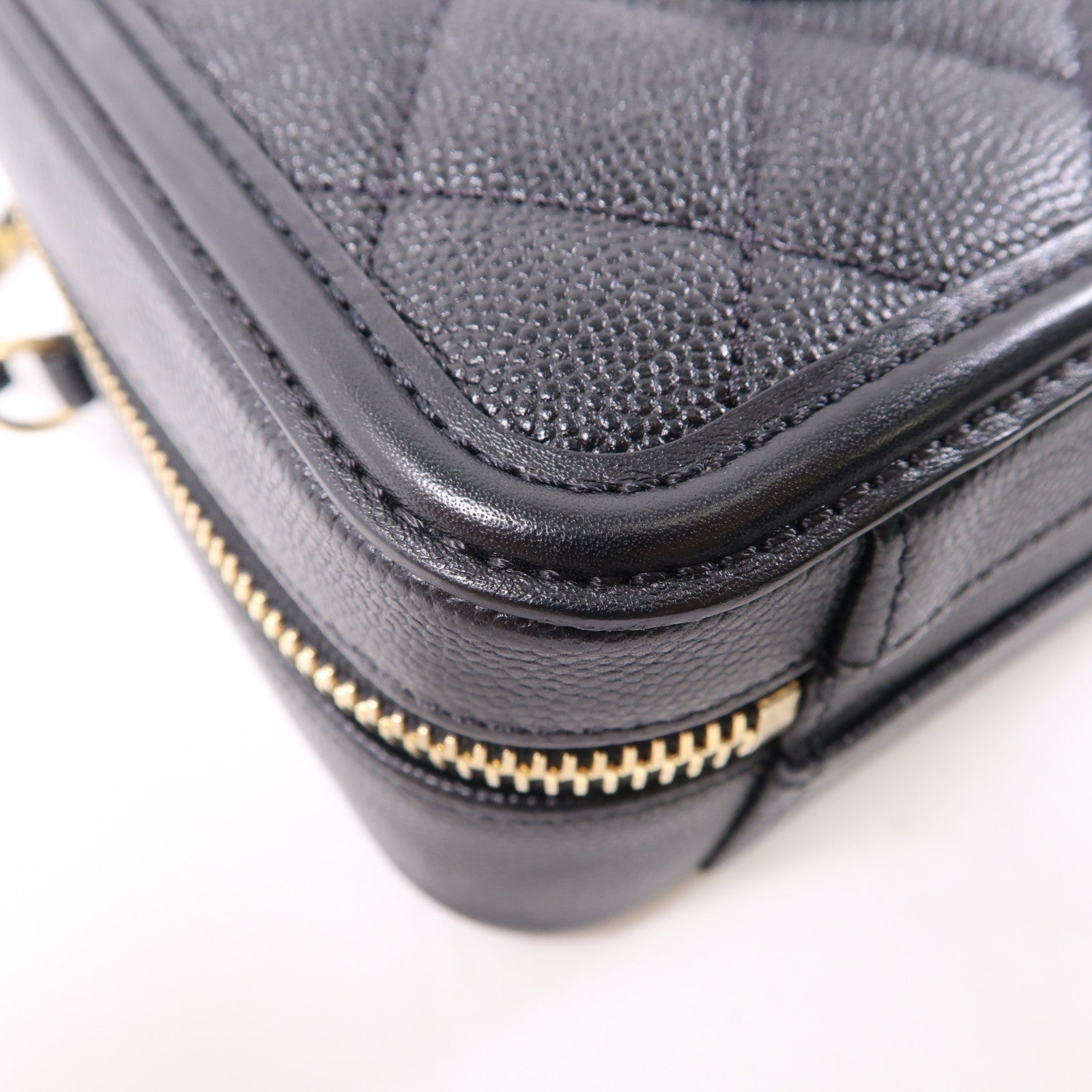 CHANEL 【激減優惠】菱格牛皮皮革Vanity Case金扣手挽肩背兩用袋黑色