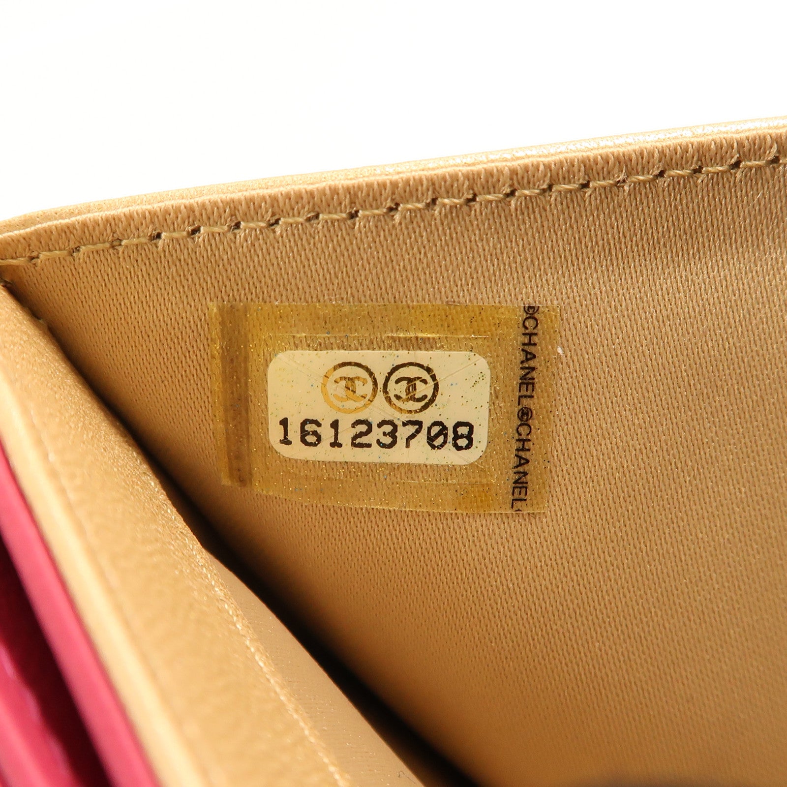 CHANEL 皮革Wallet金扣錢包粉紅色/金色