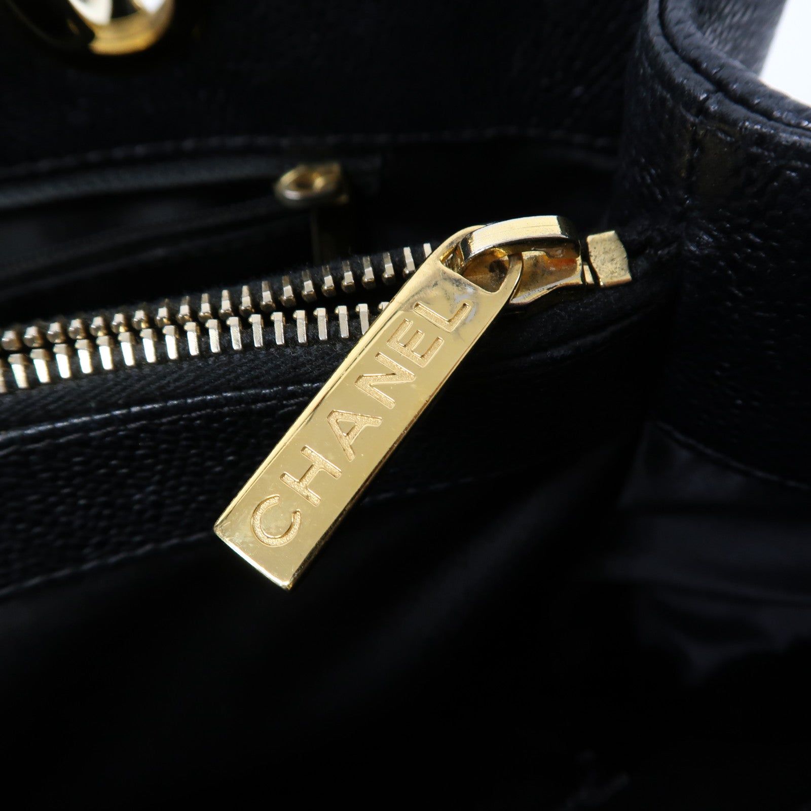 CHANEL 菱格Caviar皮革Grand Shopping Tote Bag金扣肩背袋黑色