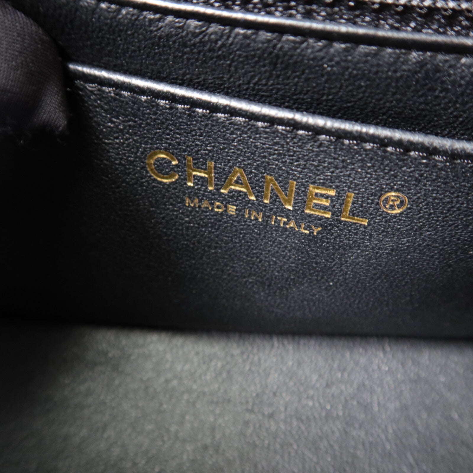 CHANEL 羊皮皮革Valentine Charms Mini Flap Bag鏈帶肩背袋