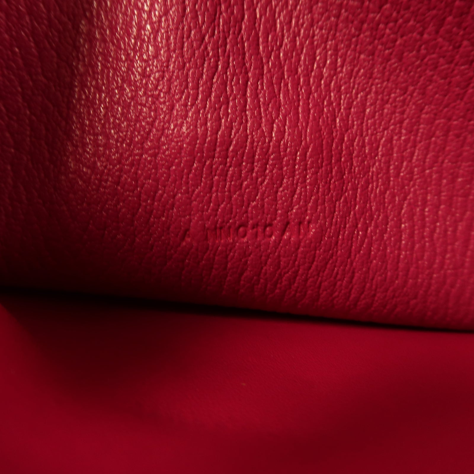 HERMES 【激減優惠】Chevre皮革Clic 16銀扣肩背袋玉蘭粉色