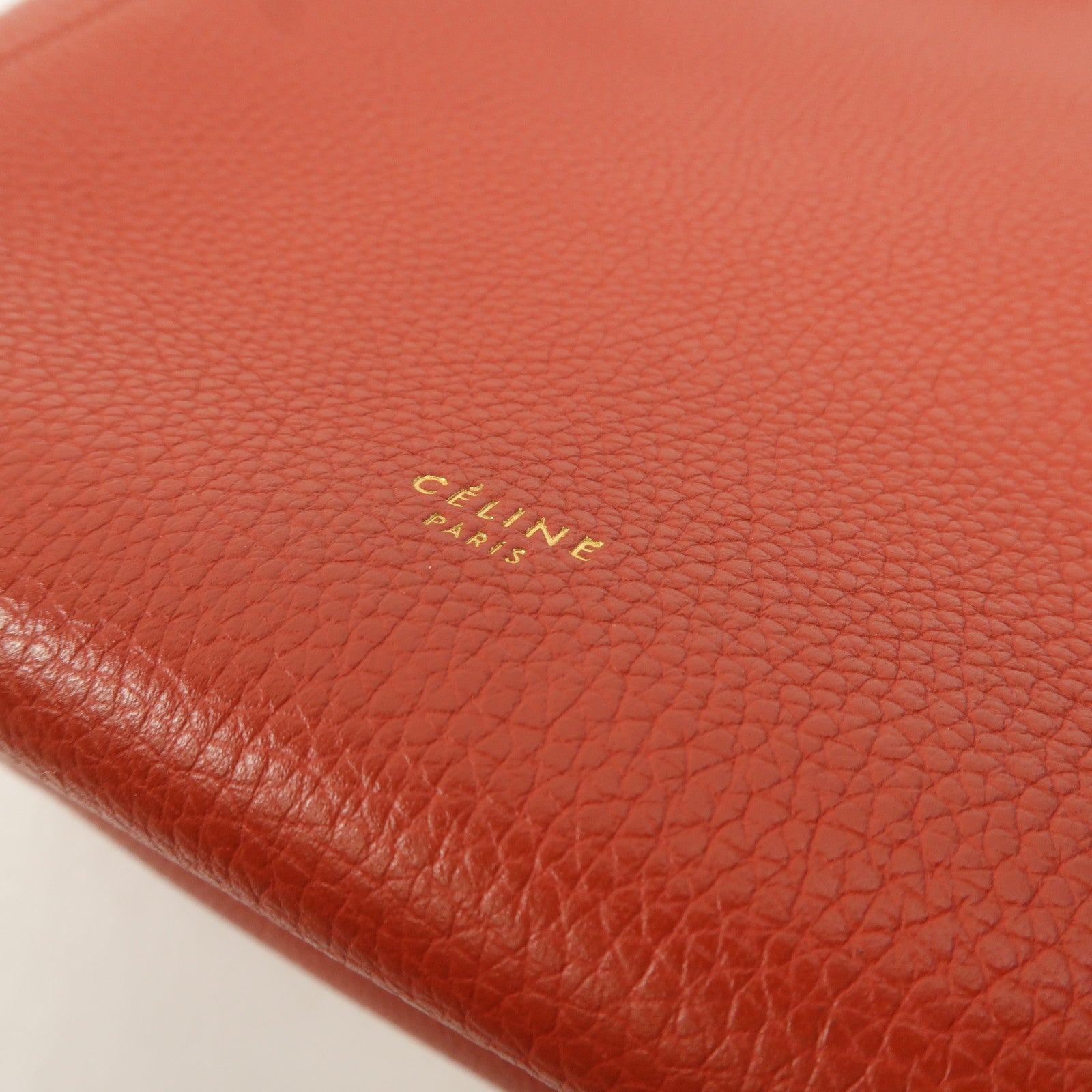 CELINE 牛皮皮革Sangle肩背袋