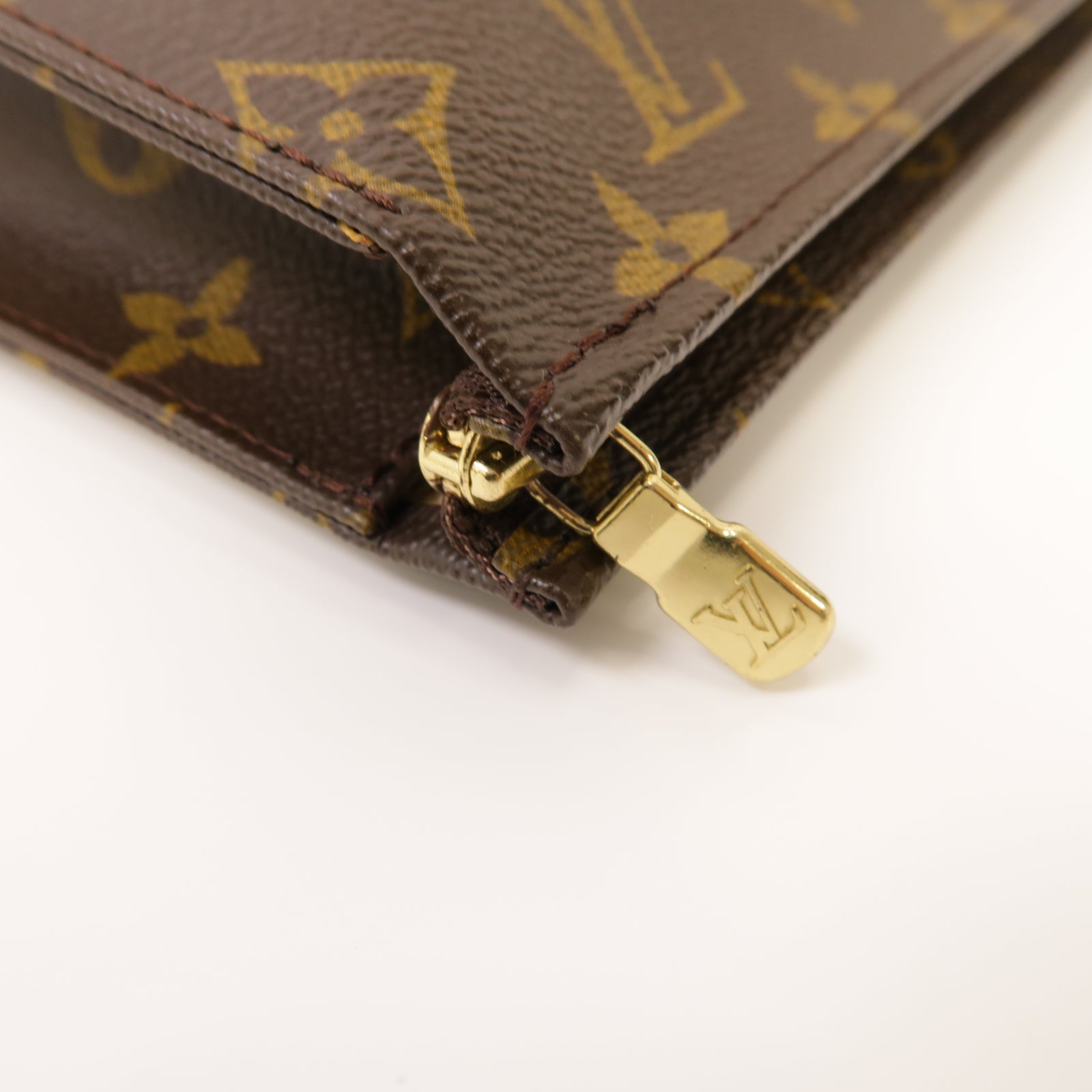 LOUIS VUITTON 【激減優惠】Monogram Clutch Bag金扣手拿包啡色
