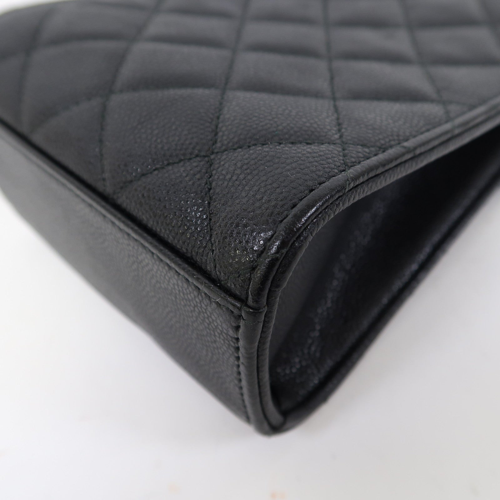 CHANEL 菱格Caviar皮革Chain Shoulder金扣鏈帶肩背袋黑色