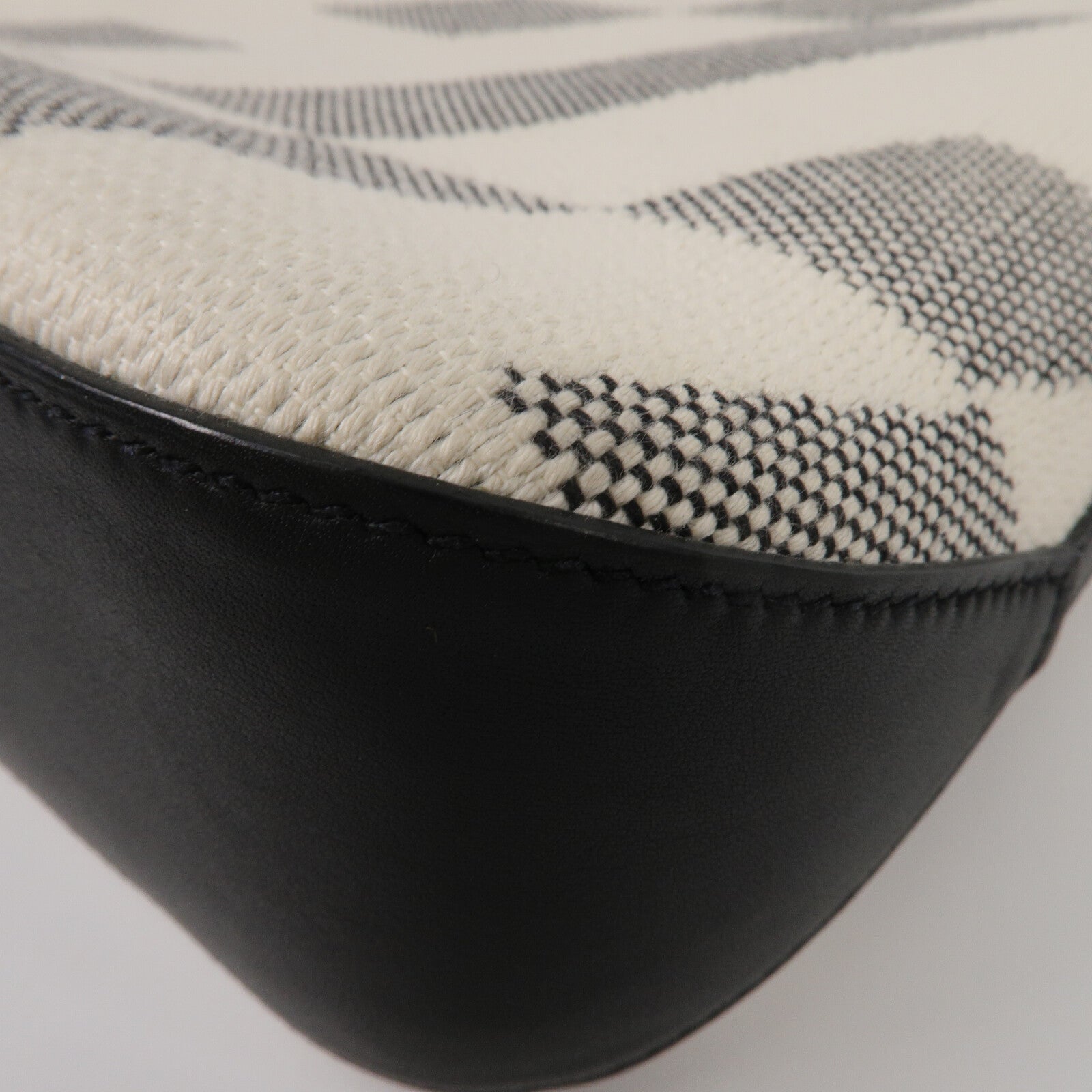 HERMES 帆布Cabas H En Biais 27手挽肩背兩用袋Black/Ecru