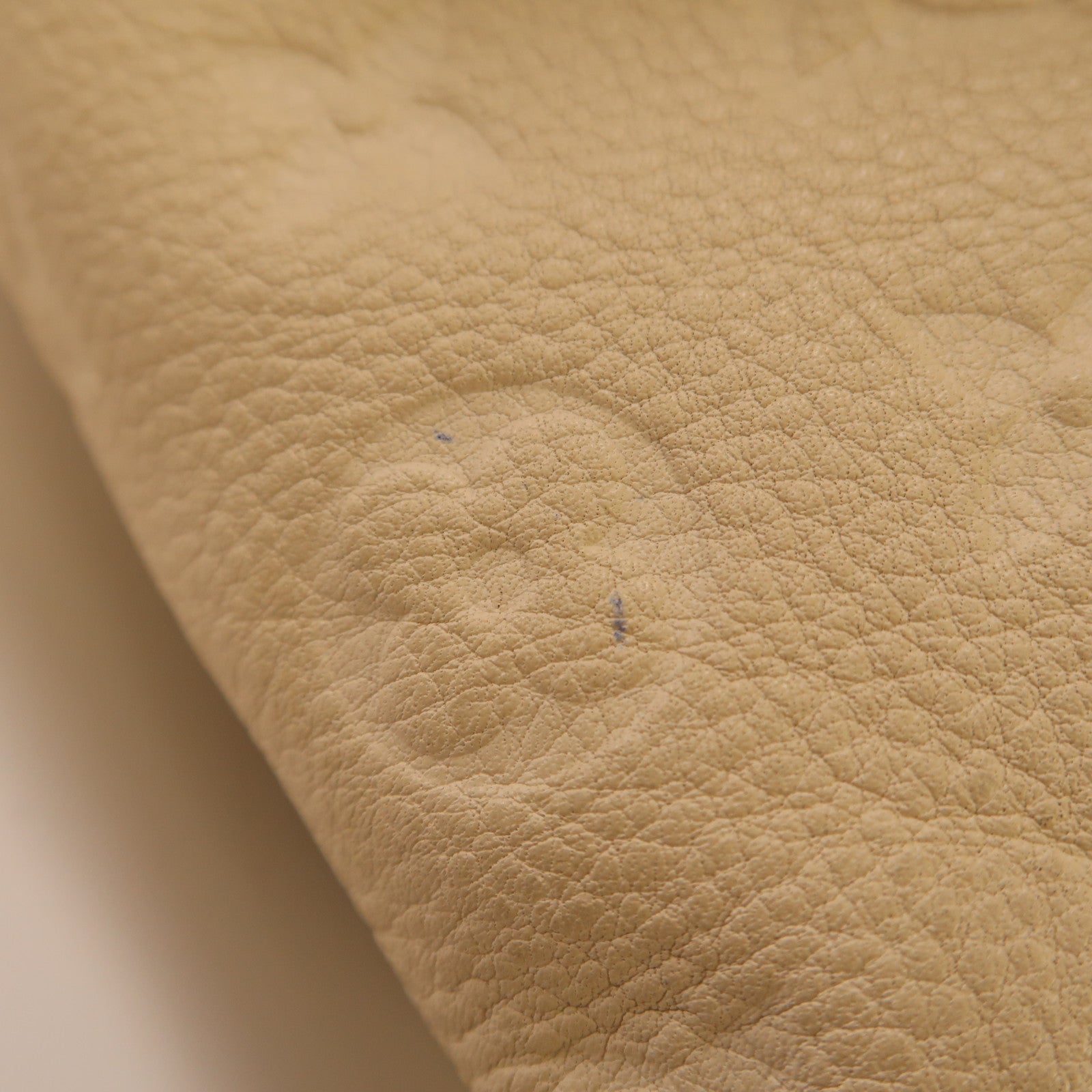 LOUIS VUITTON 【激減優惠】Monogram Empreinte Arsty MM金扣手挽袋