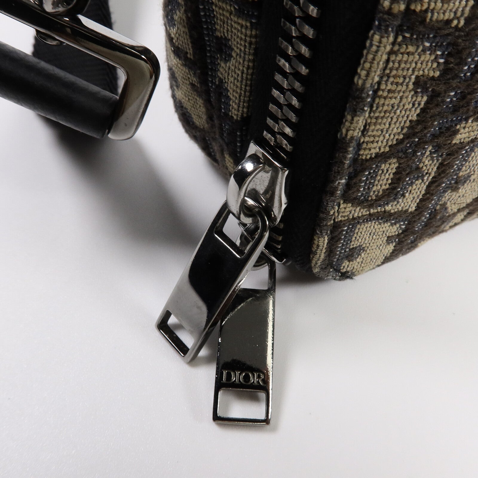 Dior 帆布Camera Bag肩背袋
