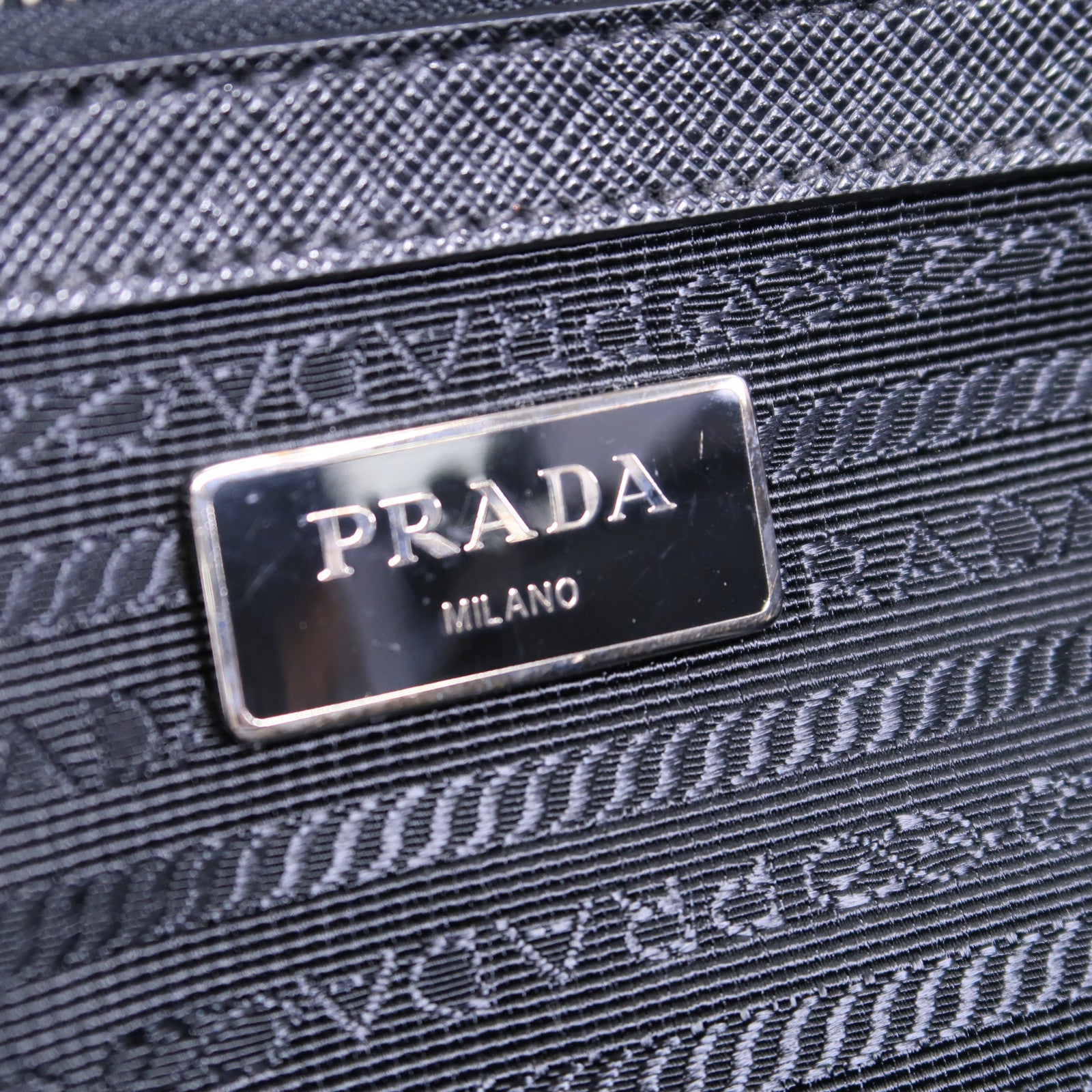 PRADA 牛皮皮革Briefcase公事包