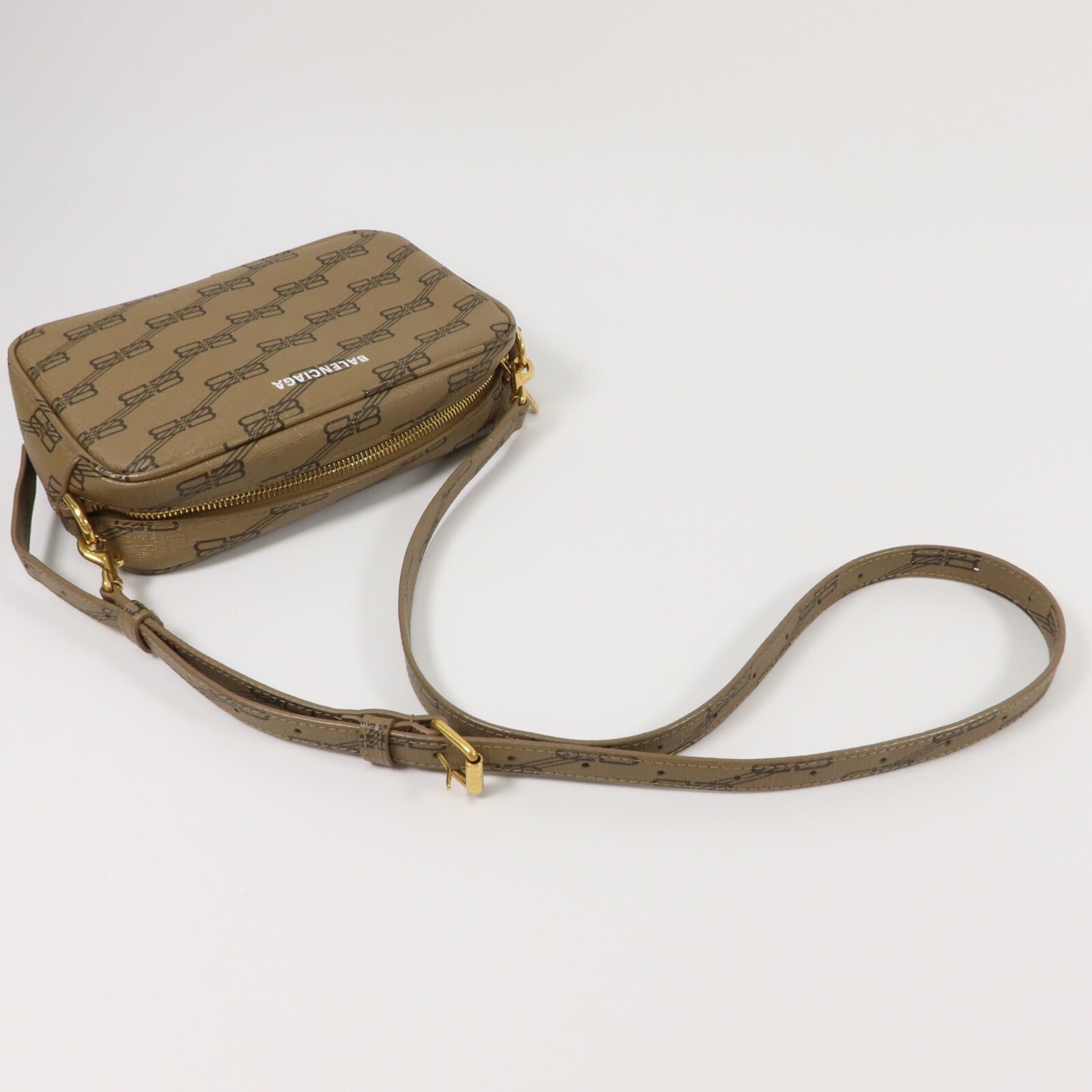 BALENCIAGA 塗層帆布Signature BB Monogram Camera Bag肩背袋