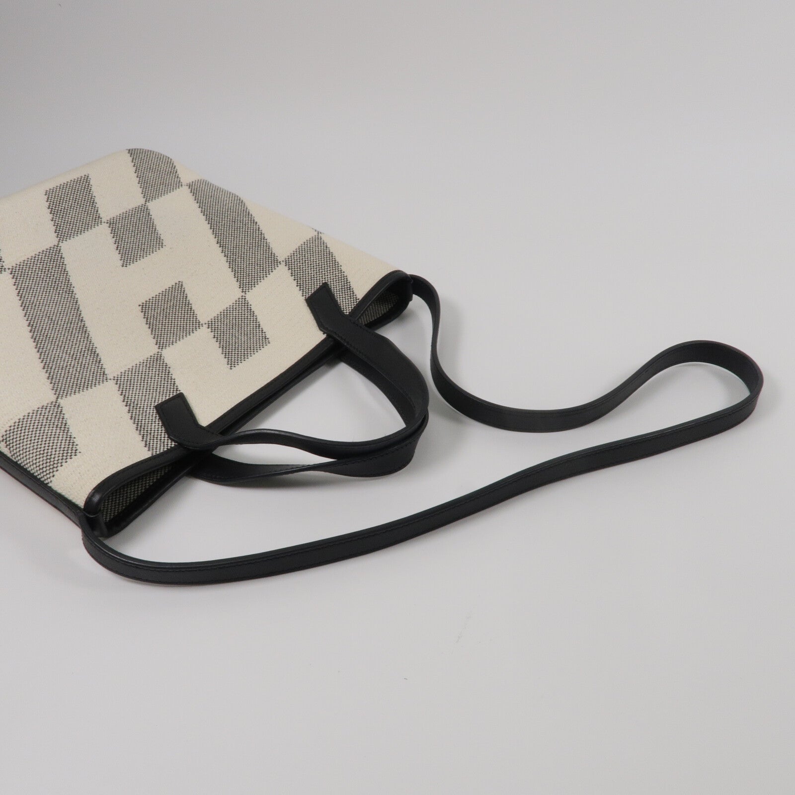 HERMES 帆布Cabas H En Biais 27手挽肩背兩用袋Black/Ecru