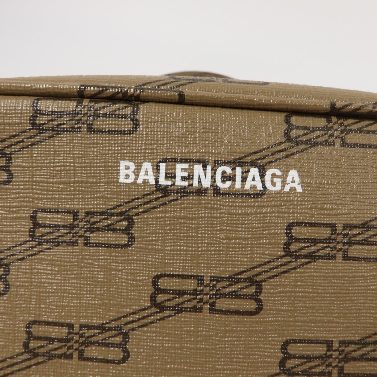 BALENCIAGA 塗層帆布Signature BB Monogram Camera Bag肩背袋