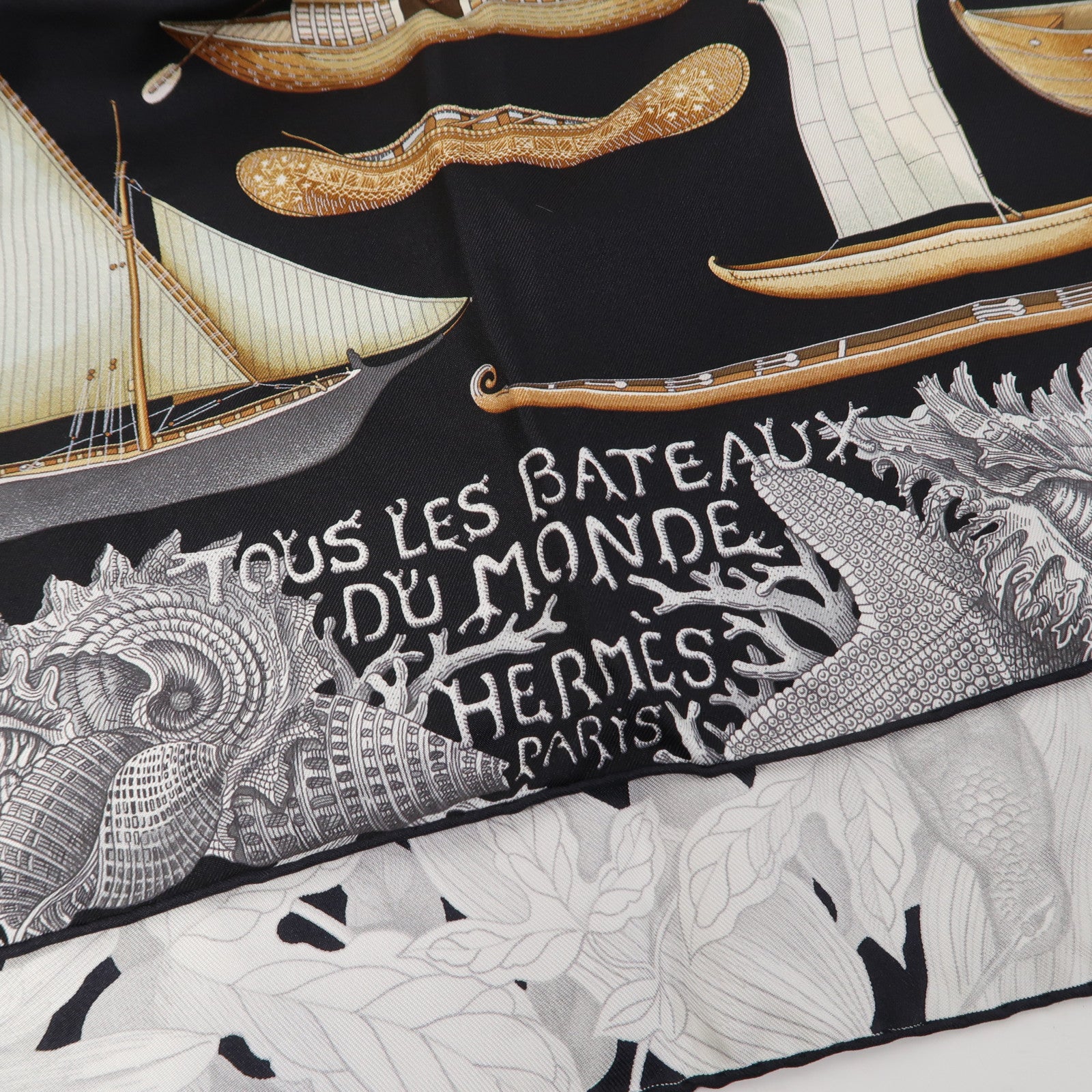 HERMES 【激減優惠】絲質Scarf 90X90cm絲巾黑色