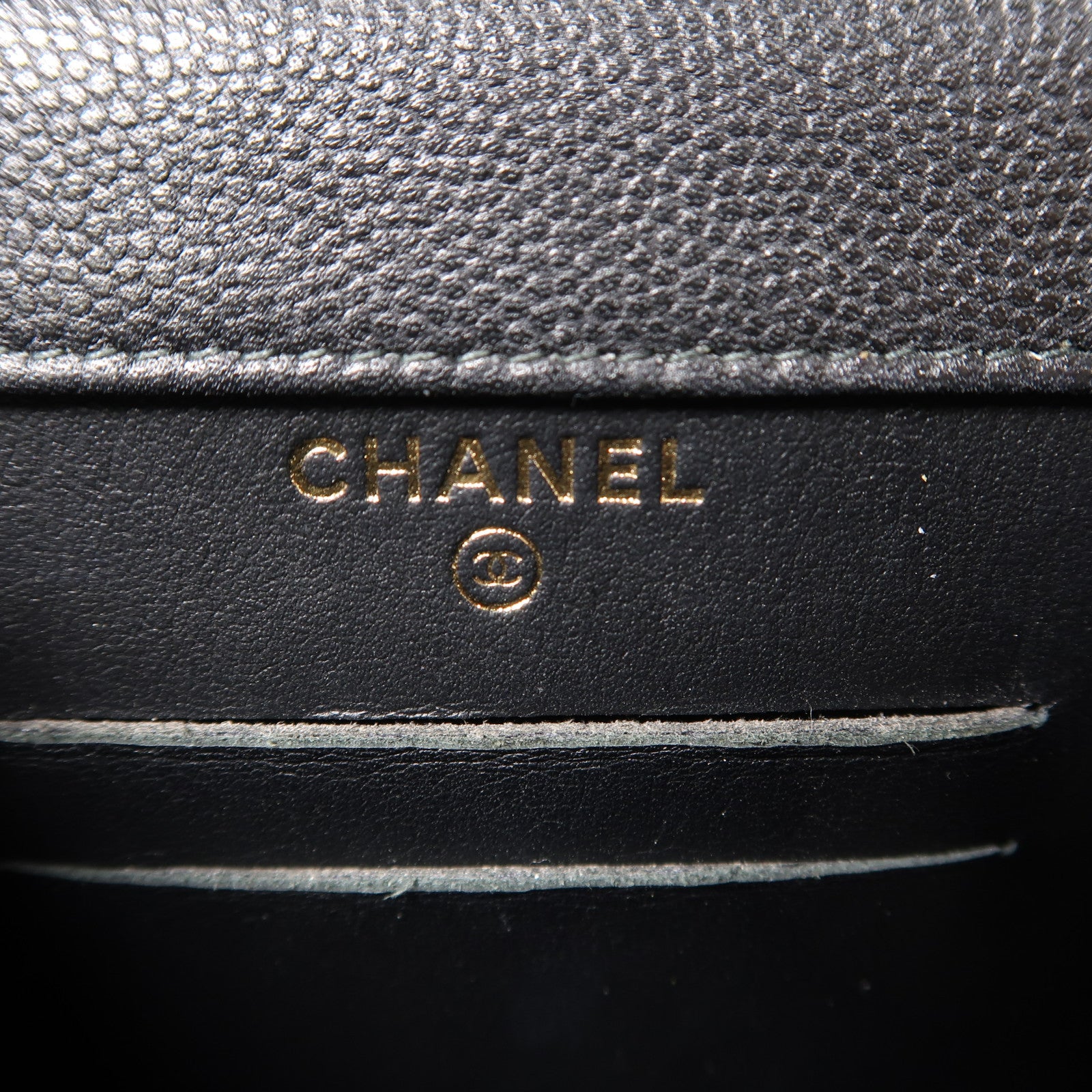 CHANEL 菱格Caviar皮革Chain Shoulder金扣鏈帶肩背袋黑色