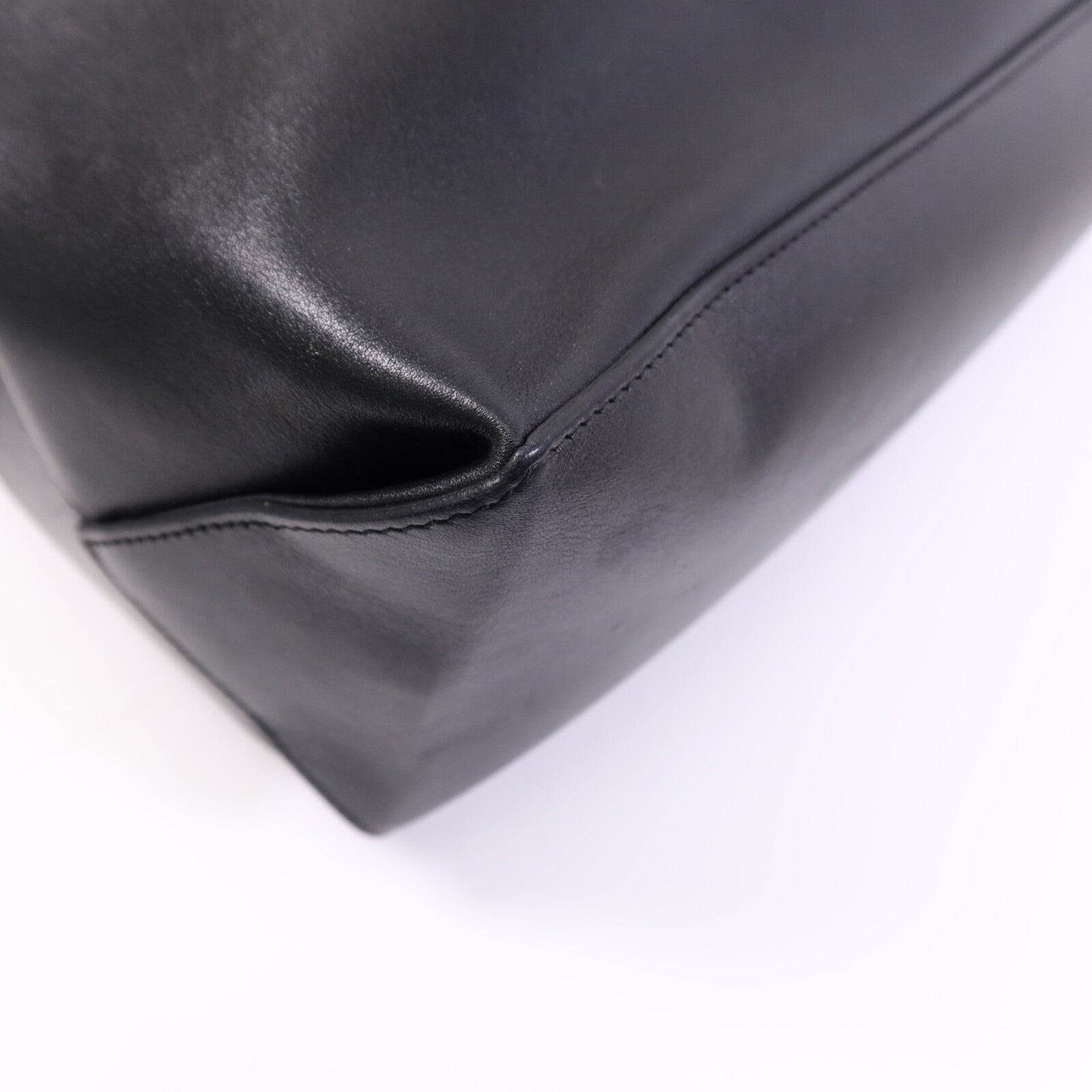 CHANEL 牛皮皮革Tote Bag銀扣手挽袋