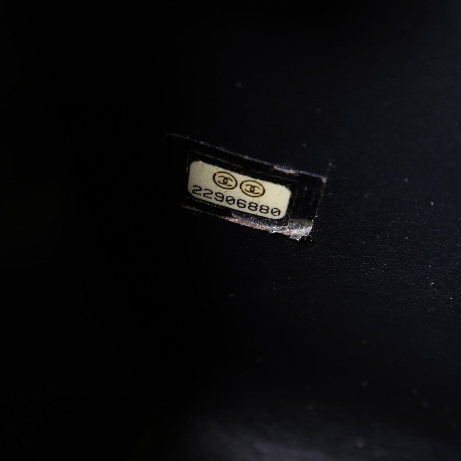 CHANEL 菱格Caviar皮革Chain Shoulder金扣鏈帶肩背袋黑色