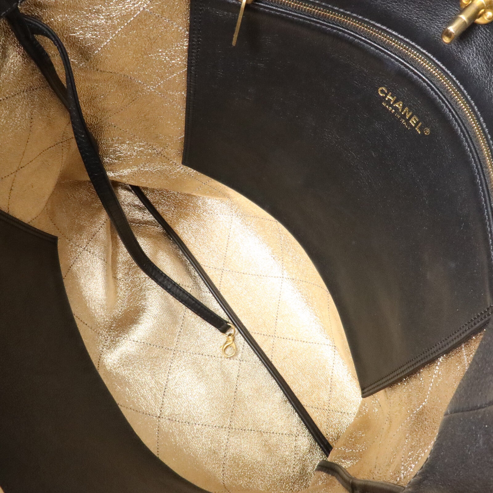 CHANEL 羊皮皮革Mood Shopping Tote鏈帶手挽肩背兩用袋