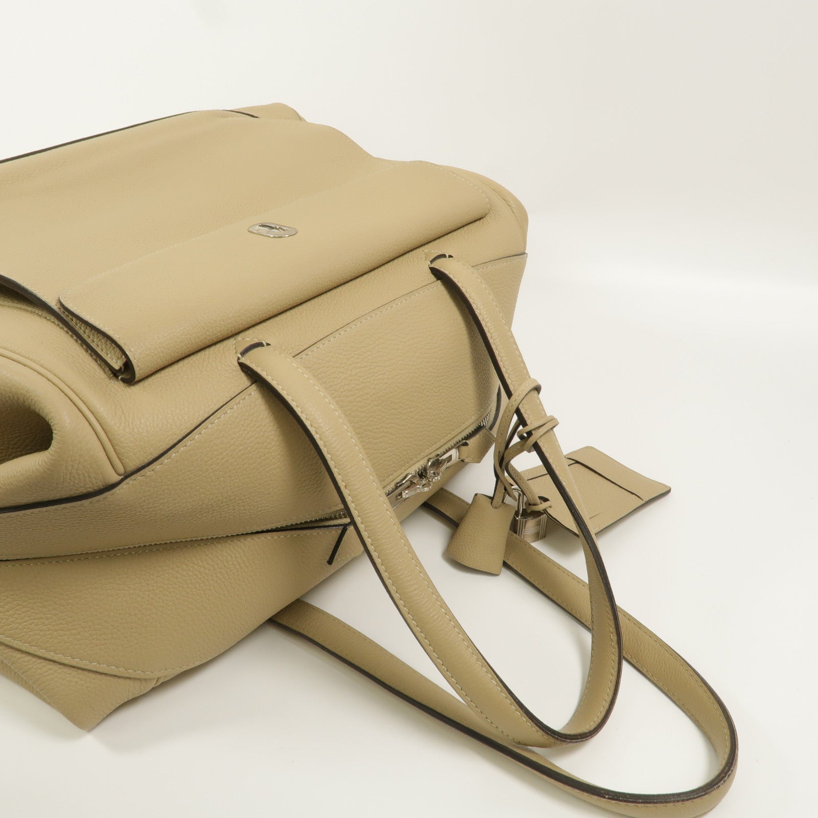 HERMES Clemence皮革Wallago Cabine 35肩背袋Trench