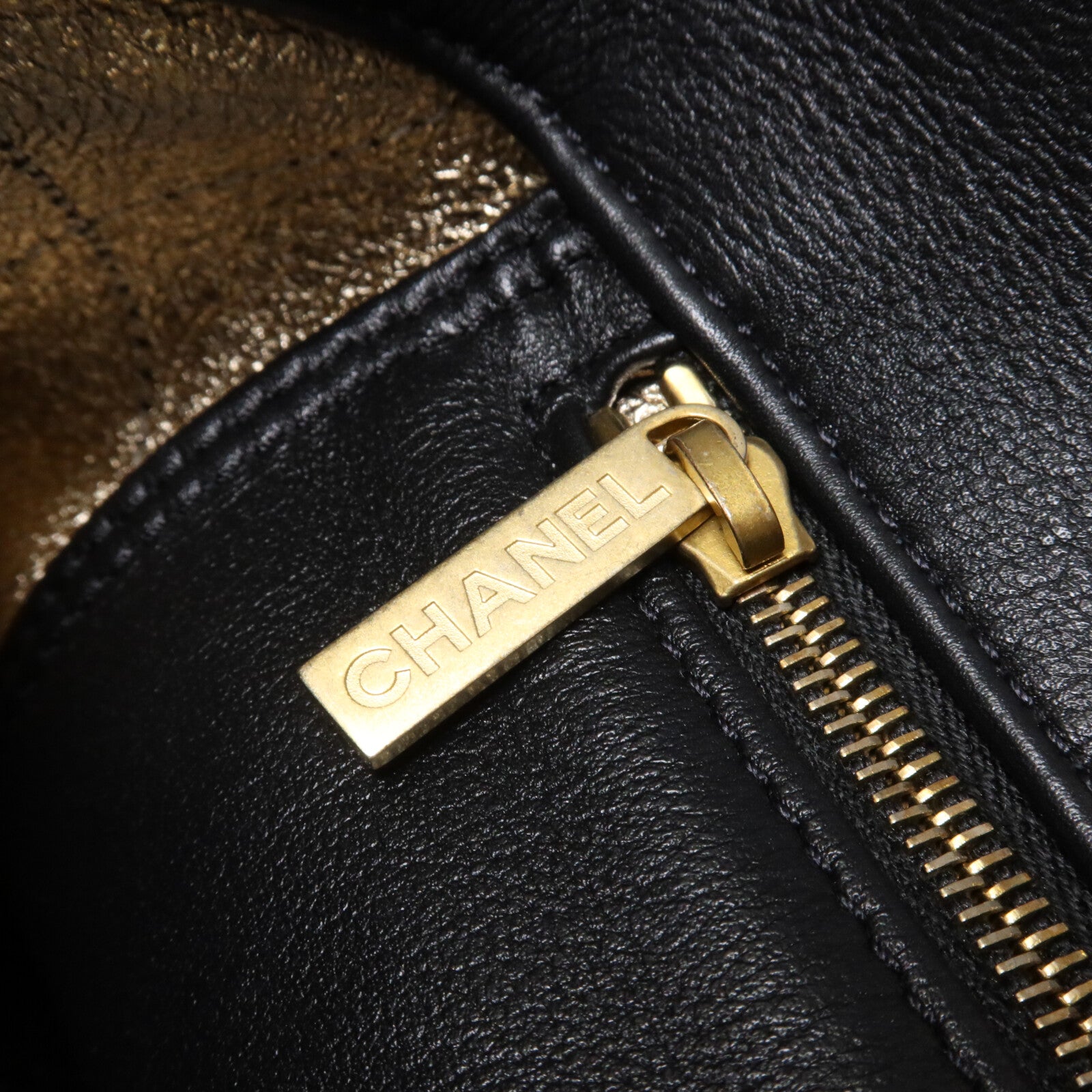 CHANEL 羊皮皮革Mood Shopping Tote鏈帶手挽肩背兩用袋
