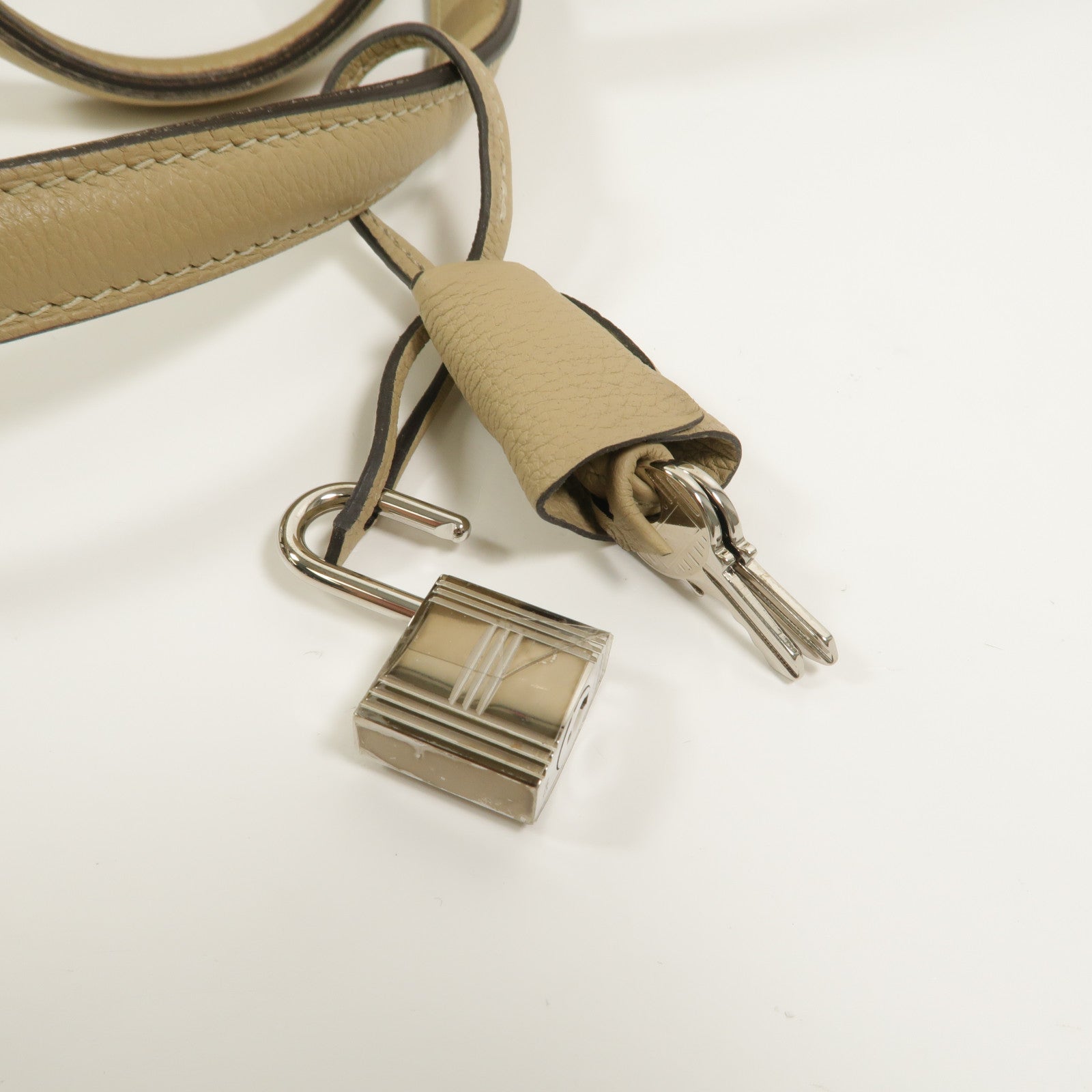 HERMES Clemence皮革Wallago Cabine 35肩背袋Trench