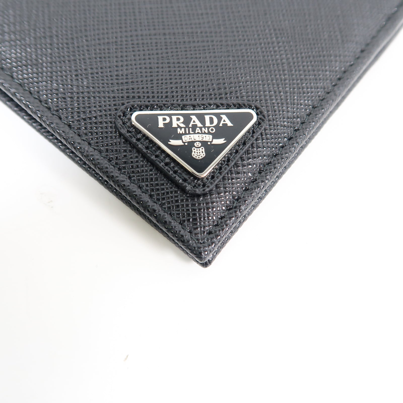 PRADA Saffiano皮革Pocketbook Wallet錢包黑色