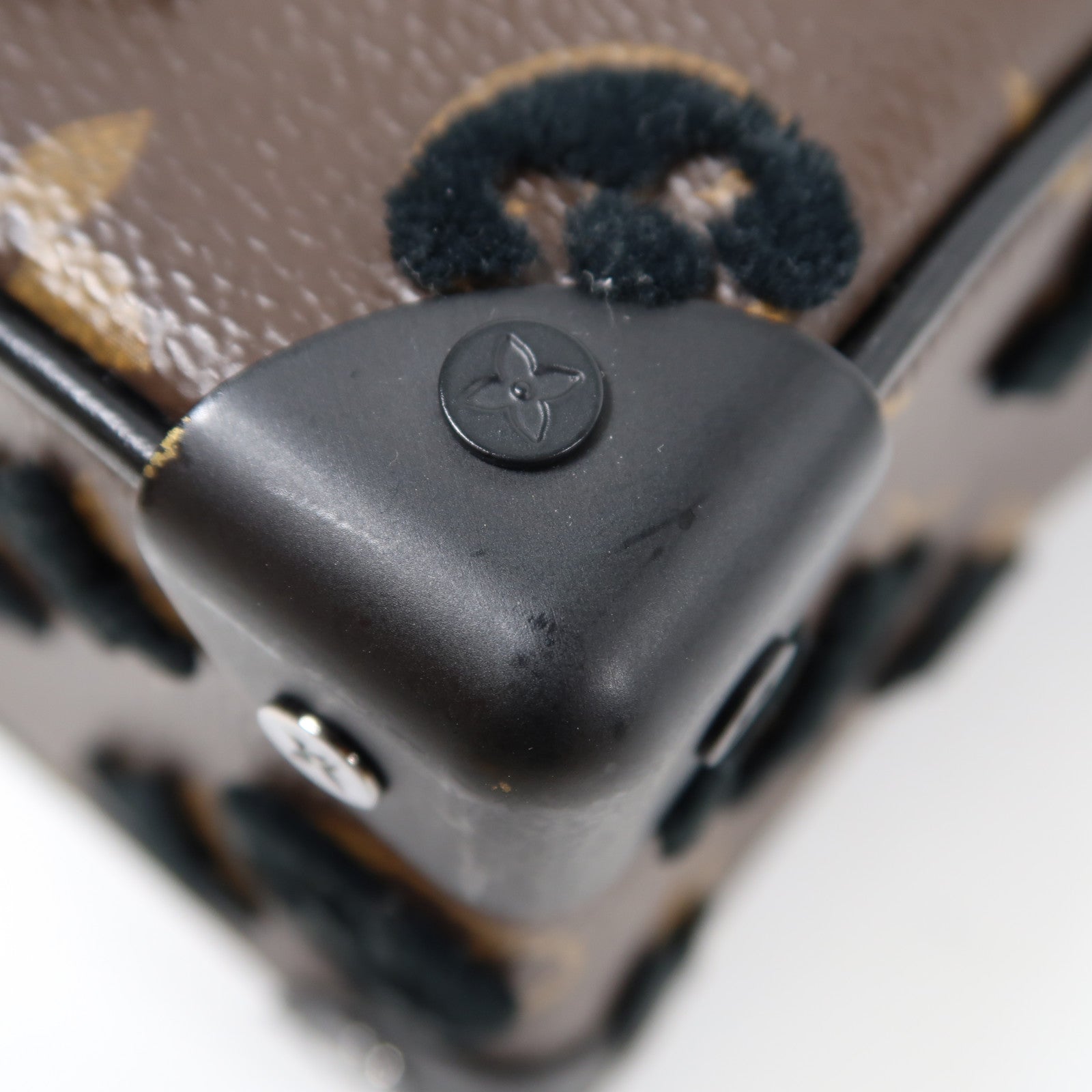 LOUIS VUITTON 【激減優惠】Monogram Soft Trunk Bag肩背袋啡色/黑色