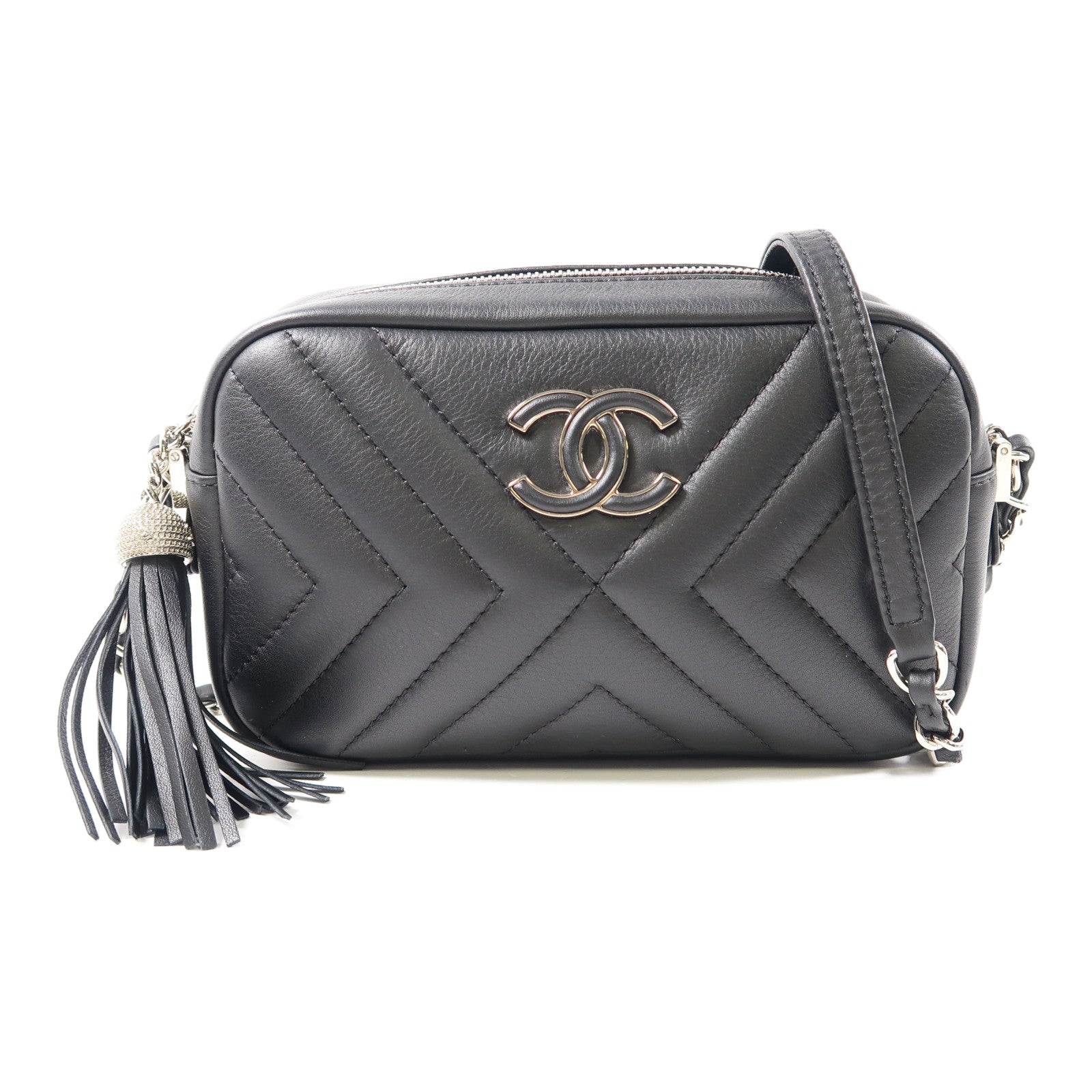 CHANEL 斜紋羊皮皮革Diagonal Chevron Camera Case銀扣鏈帶肩背袋黑色