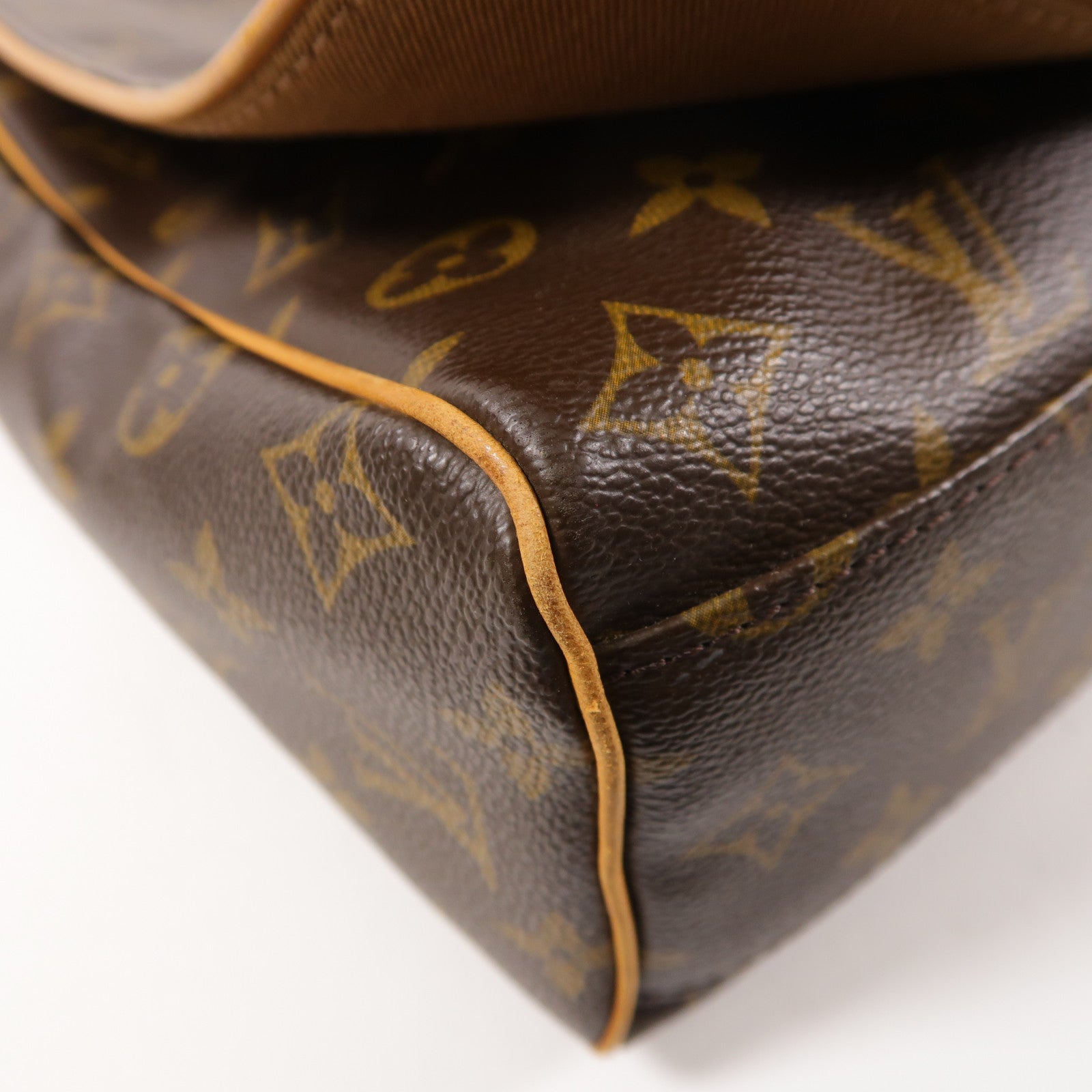 LOUIS VUITTON Monogram Abbesses金扣肩背袋