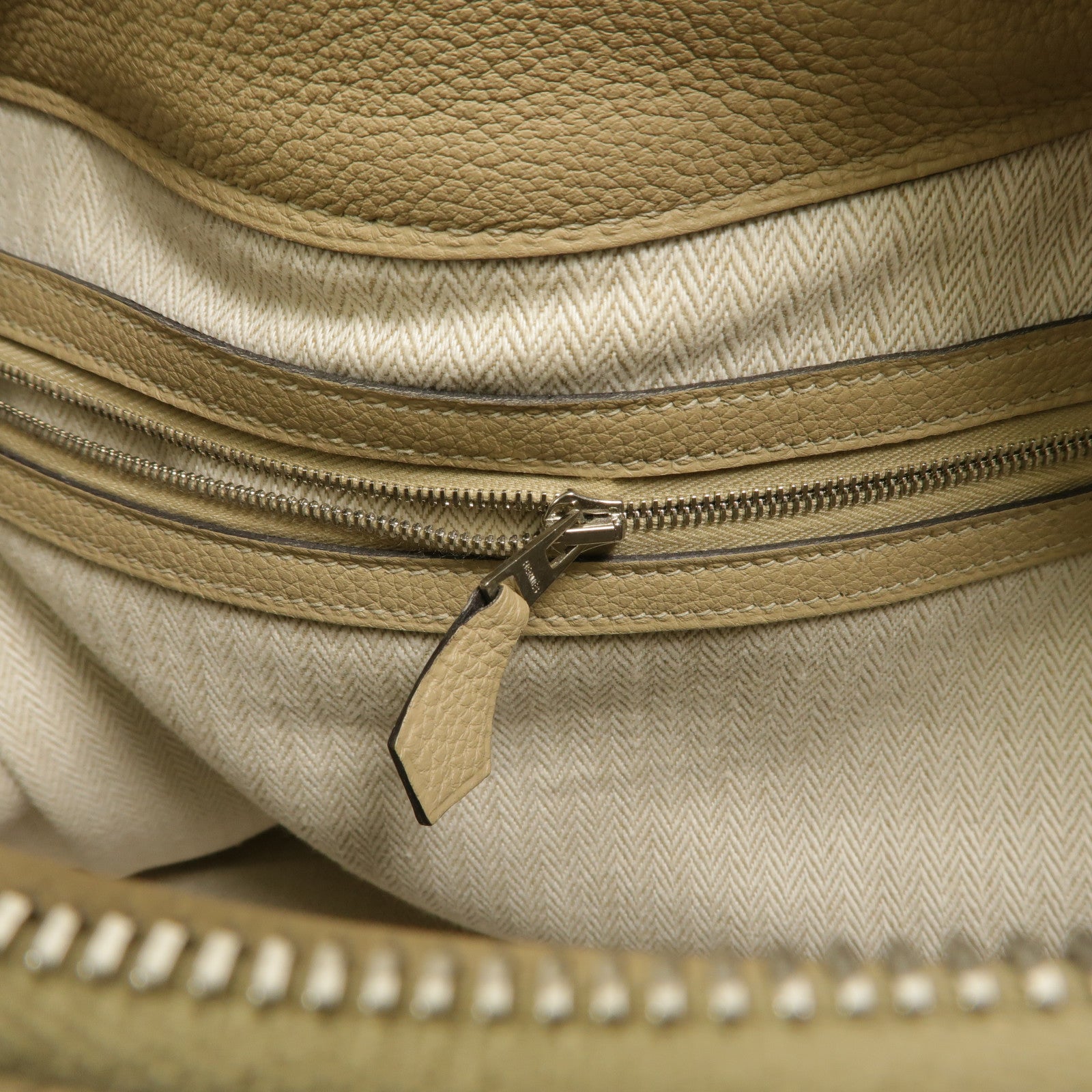 HERMES Clemence皮革Wallago Cabine 35肩背袋Trench