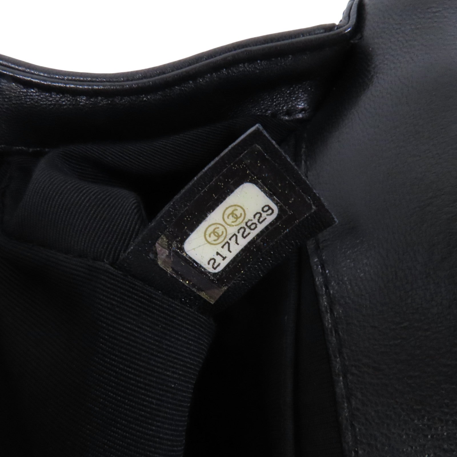 CHANEL 牛皮皮革Boy Chanel 25銀扣鏈帶肩背袋