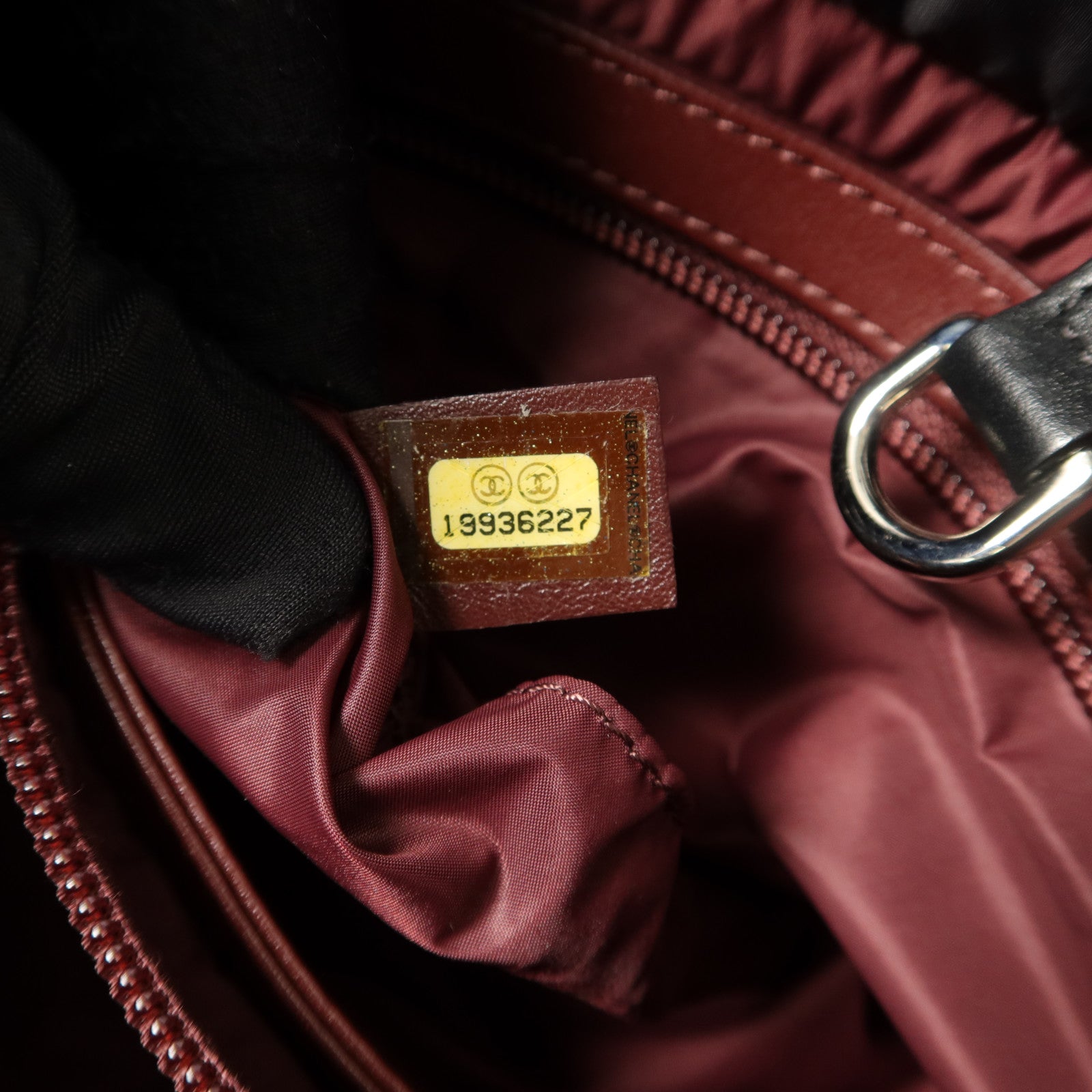 CHANEL 尼龍Coco Cocoon Small手挽袋